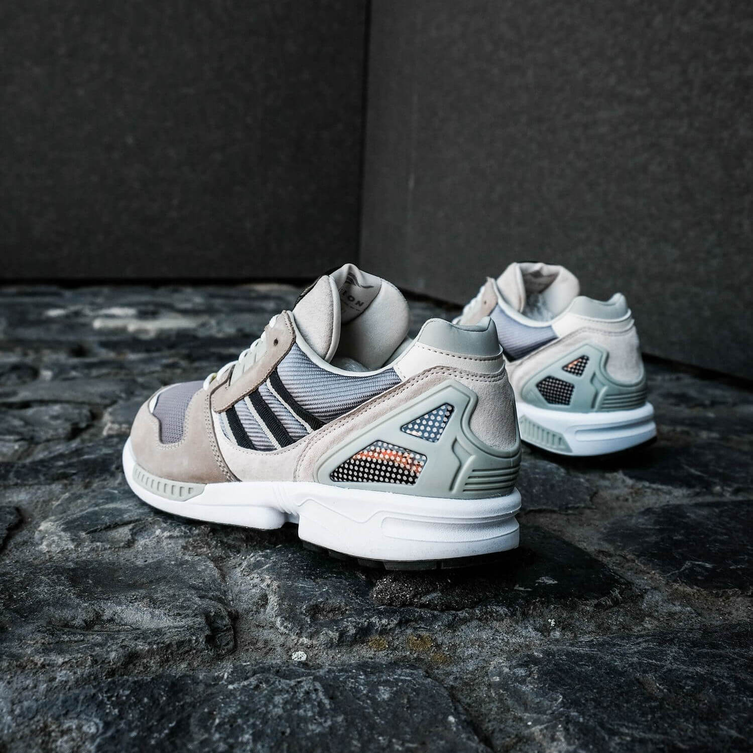 adidas - ZX 8000 - feather grey/core black/aluminium - H02124