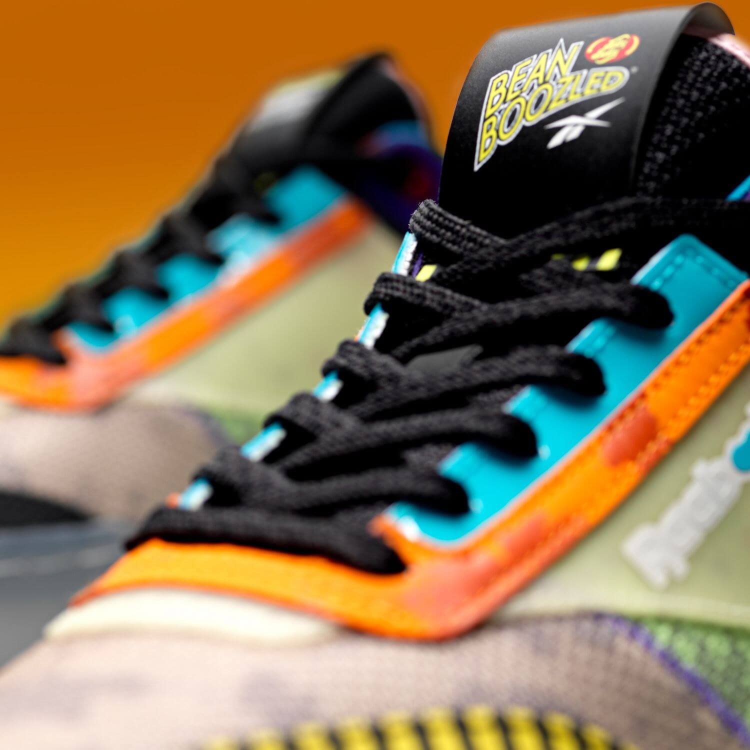 Reebok x Jelly Belly - Club C Legacy - coal/sport violet/pale yellow - GZ6881