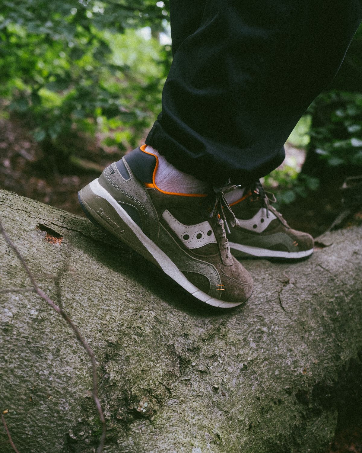 on feet photo - Saucony - Shadow 6000 - "Destination Unknown" - olive/orange - S70587-1