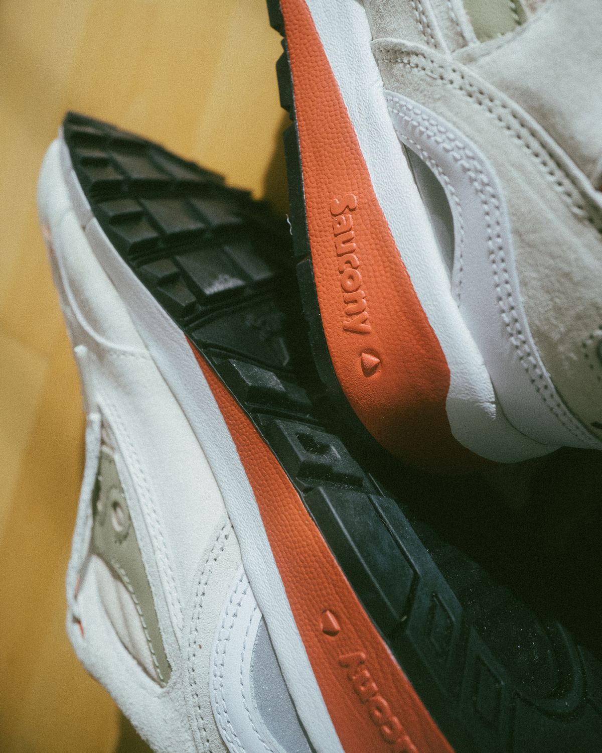 detaild photo of Saucony - Shadow 6000 - "Destination Unknown" - white/clay - S70587-3