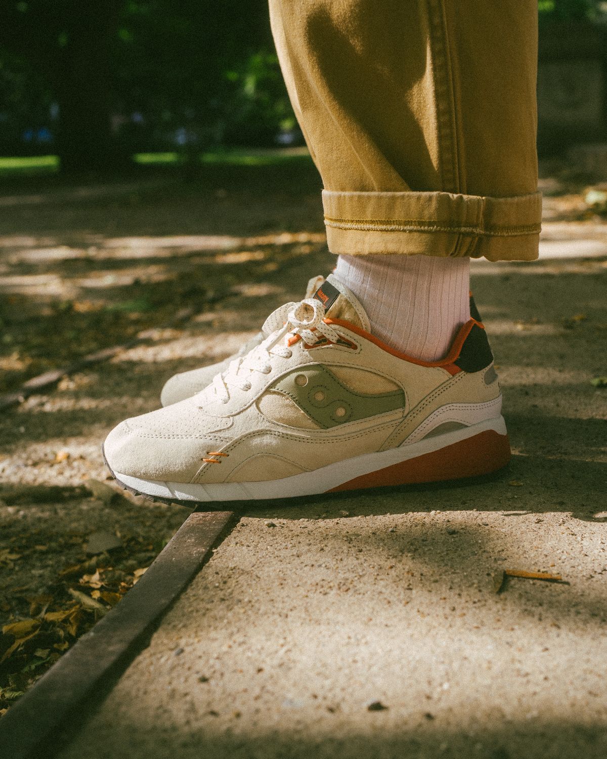on feet foto - Saucony - Shadow 6000 - "Destination Unknown" - white/clay - S70587-3