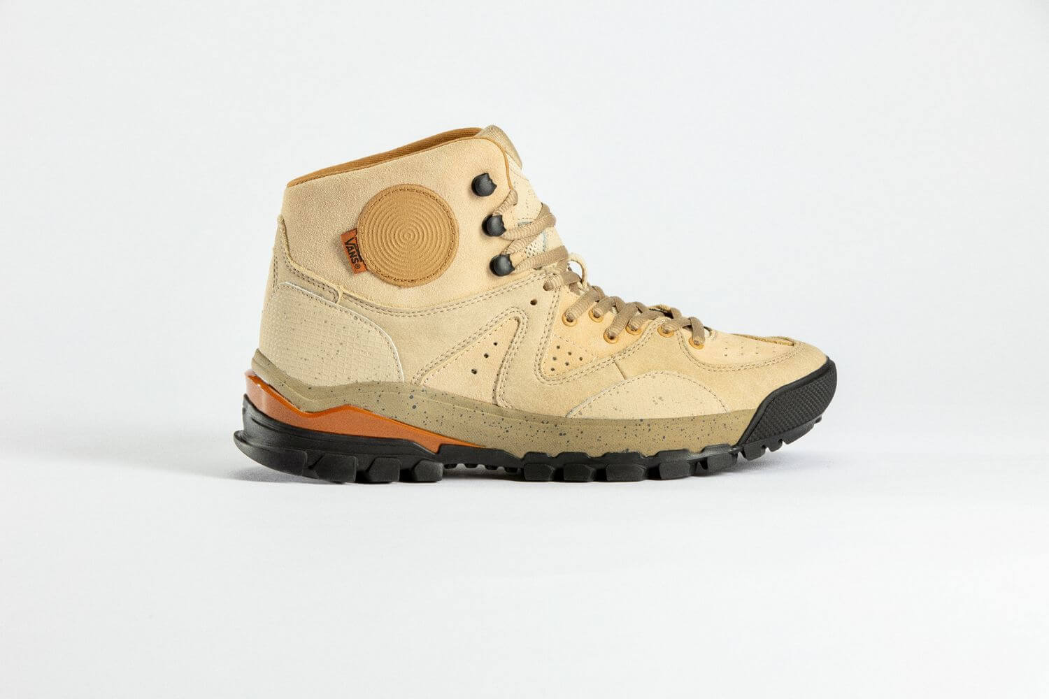 Vault by Vans x Taka Hayashi - AMZN TRL V3 LX Boot - marzipan/pebble