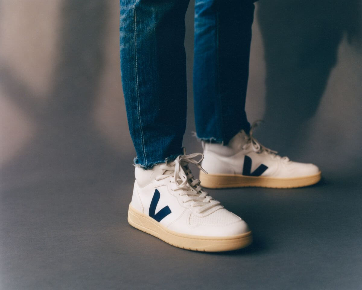 on feet - VEJA - V-15 CWL - white cobalt - Butter-Sole