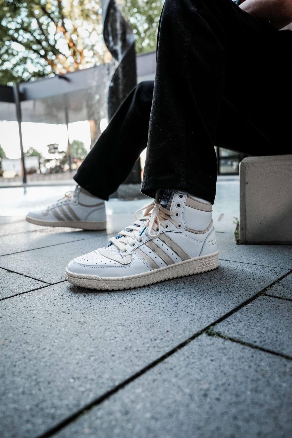 adidas - Top Ten - "Home Of Classics" - footwear white/chalk white/blue birch - GZ8941