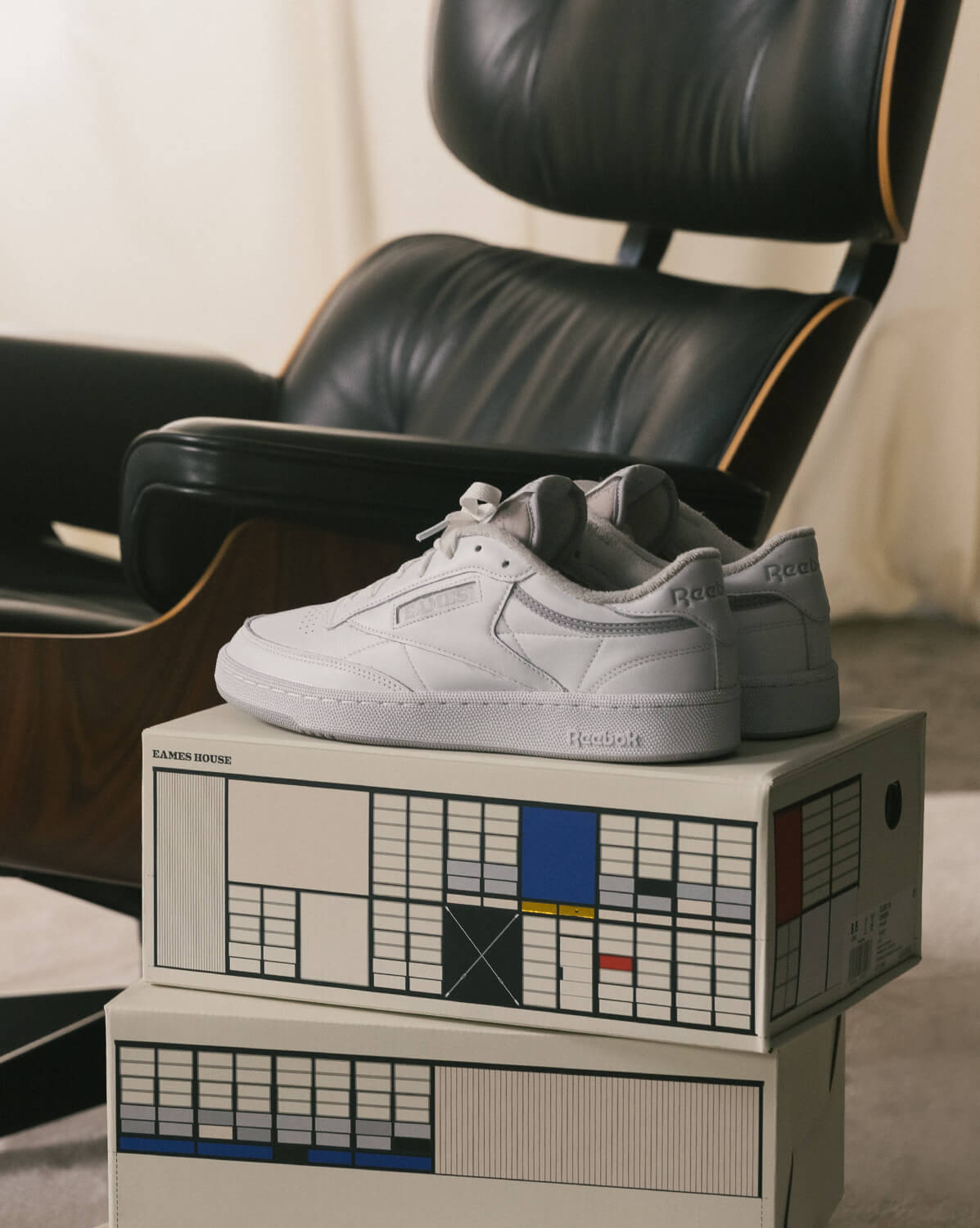 special box - Reebok x Eames - Club C 85 - "Monotone Pack" - footwear white/cold grey 2 - GY1066