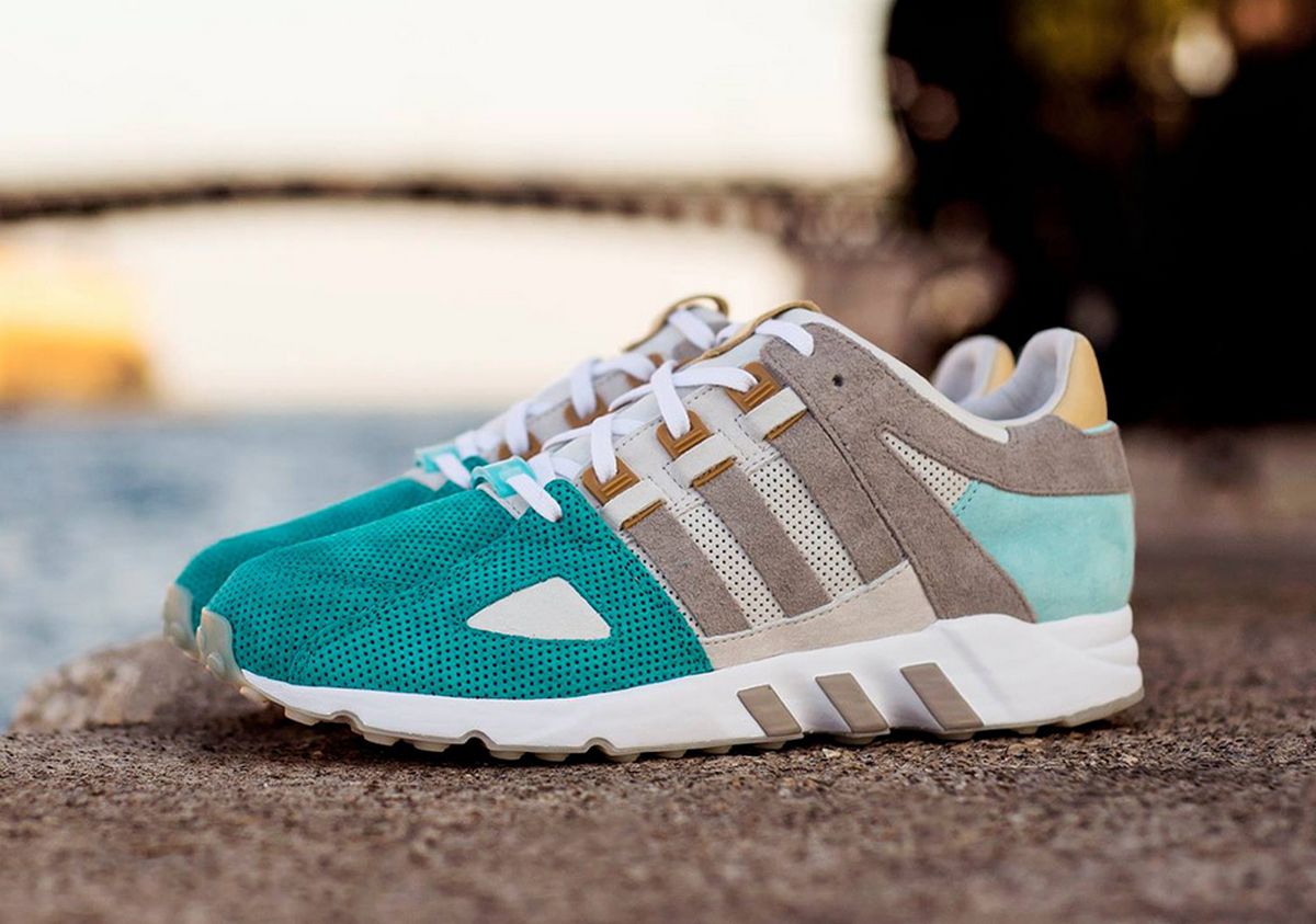 adidas Consortium x Sneakers76 - "The Bridge of the Two Seas" - EQT Guidance 93 - clear granite/light onix-gold metallic - BA9220