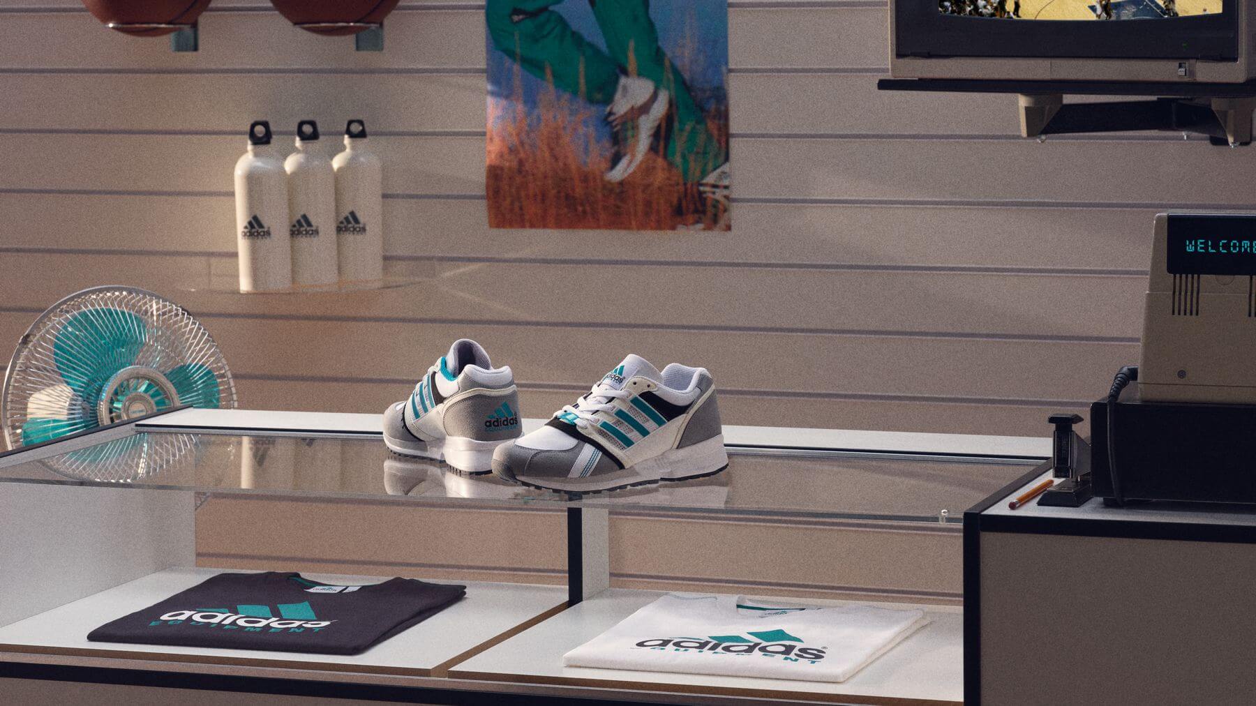 adidas Equipment CSG 91 und adidas EQT T-Shirt - Schuhhändler 90er Jahre Look