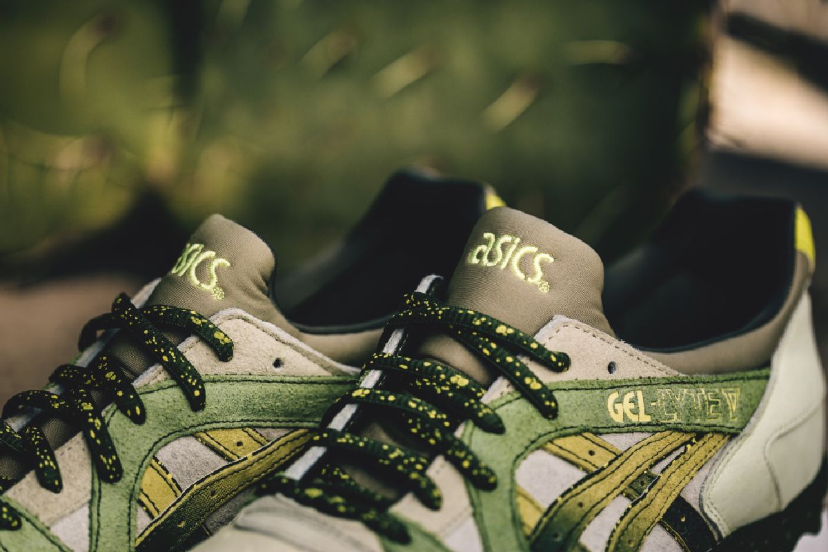 tongue and lacing - ASICS x Feature - Gel-Lyte V - "Prickly Pear" - sand/cactus green - H52HK-1185 - Cactus