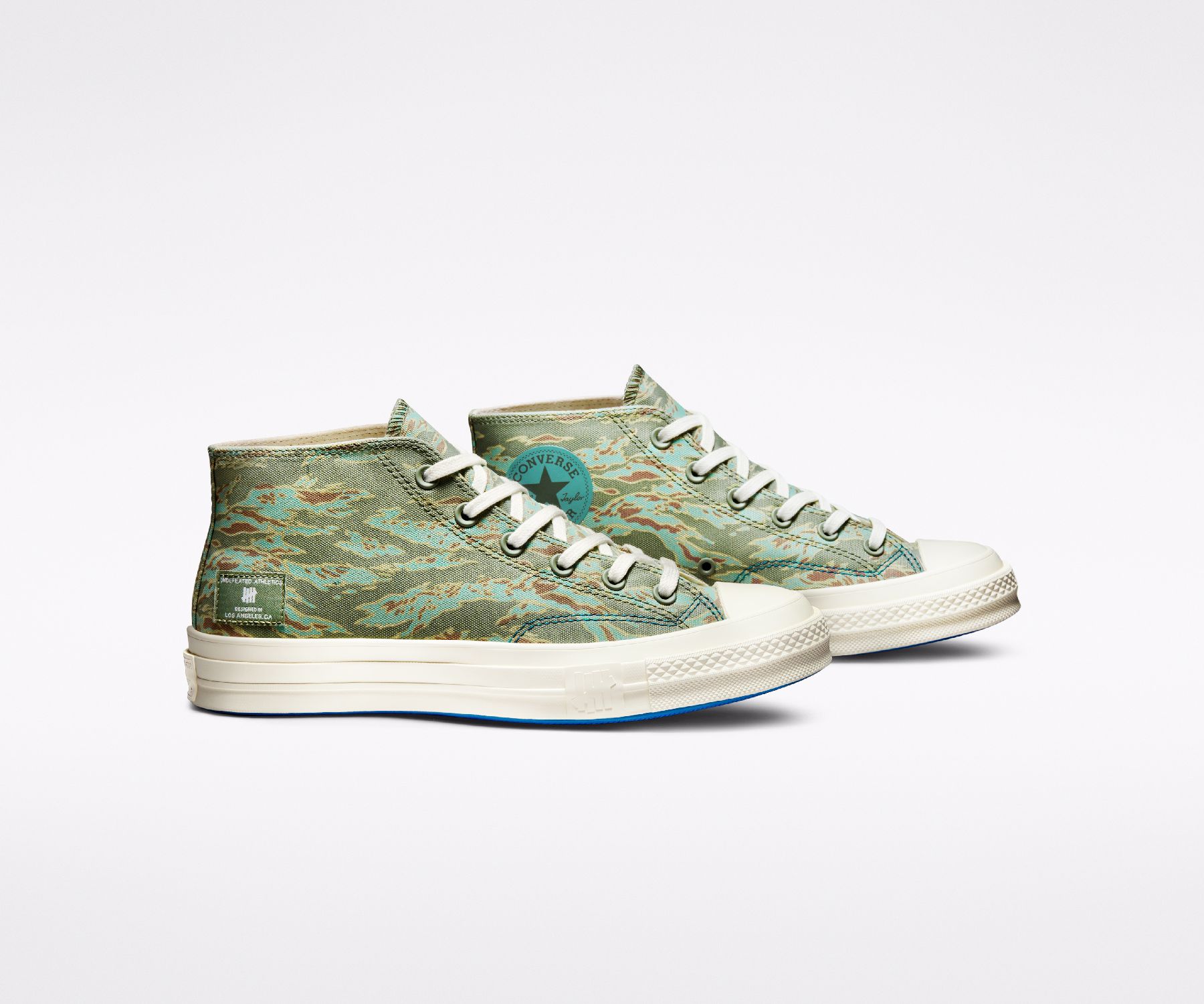 Converse x UNDEFEATED - Half Chuck 70 - sea spray/fossil/egret - 172397C