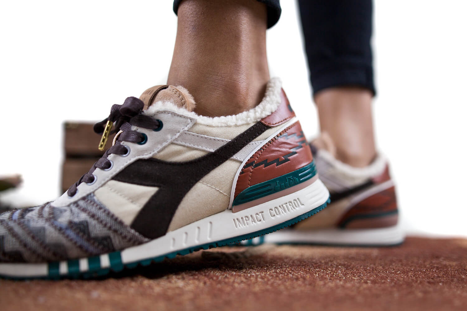 on feet photo of the Diadora x Extra Butter Titan II "Spaghetti Western" moon gray - 501.170079 75017