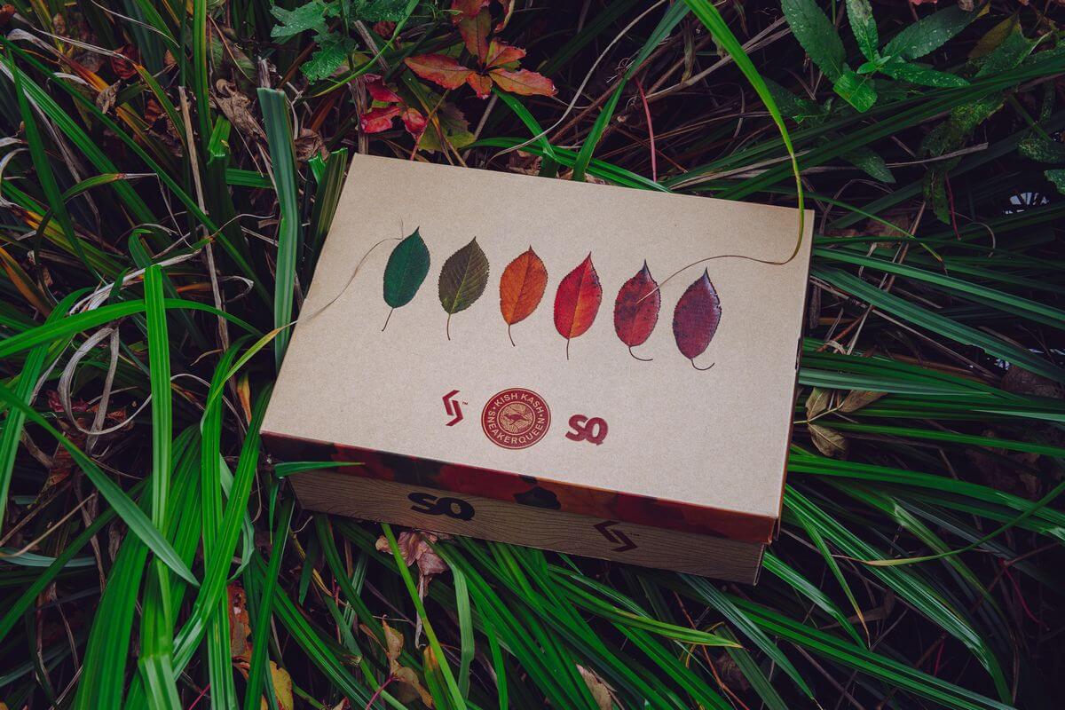special box - KangaROOS x Sneaker Queen x Kish Kash - Ultimate - "Cherry Maple"