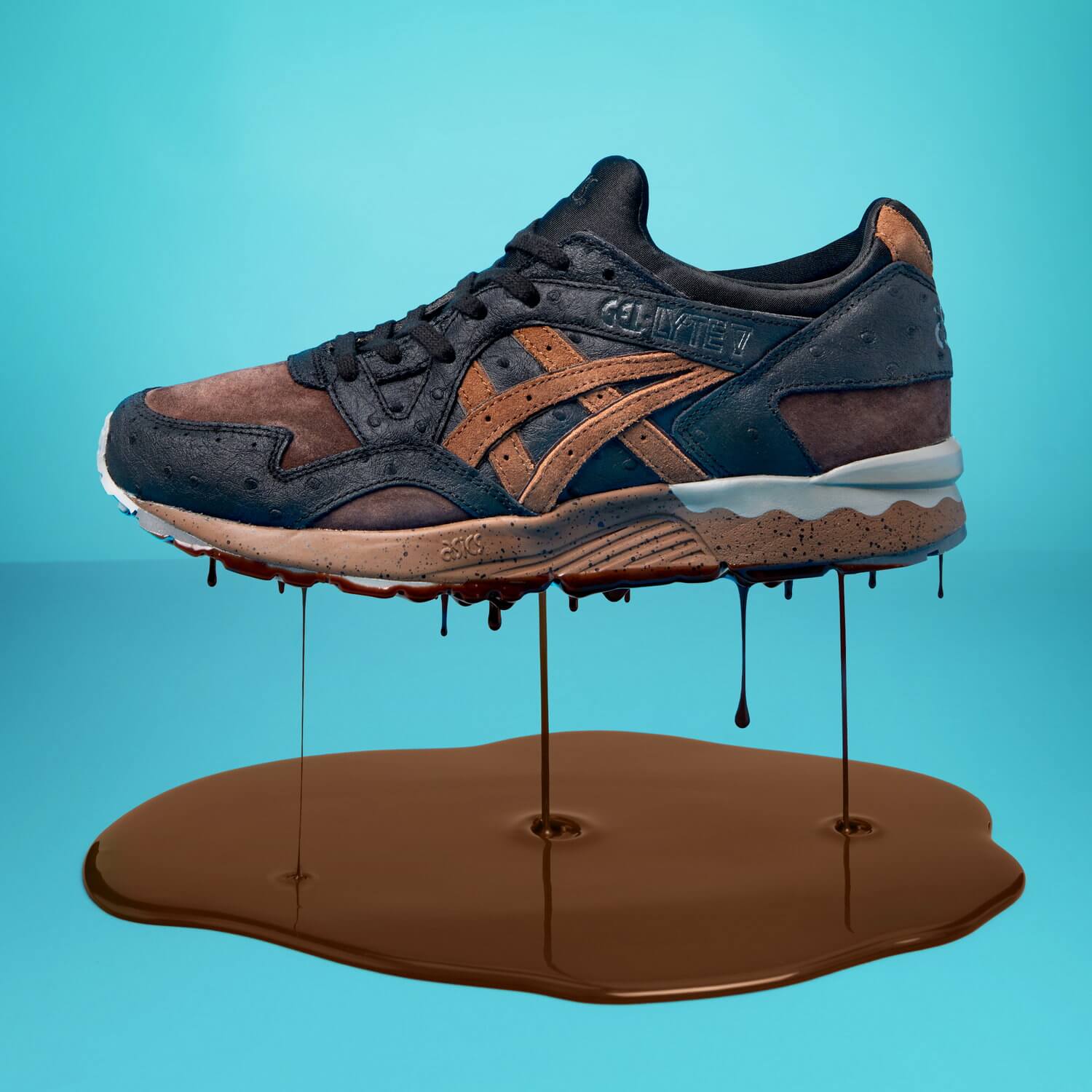 with tartufo - blue background - ASICS - Gel-Lyte V - "Tartufo Pack" - black/mid brown - H6T2L-9061