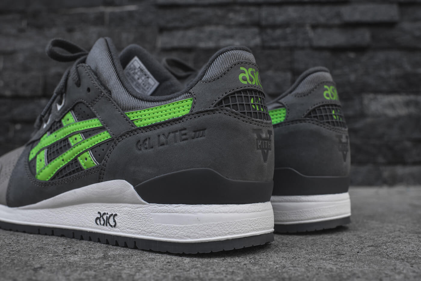 ASICS x Ronnie Fieg (KITH) - Gel-Lyte III.1 - "Super Green" - H60KK-6570