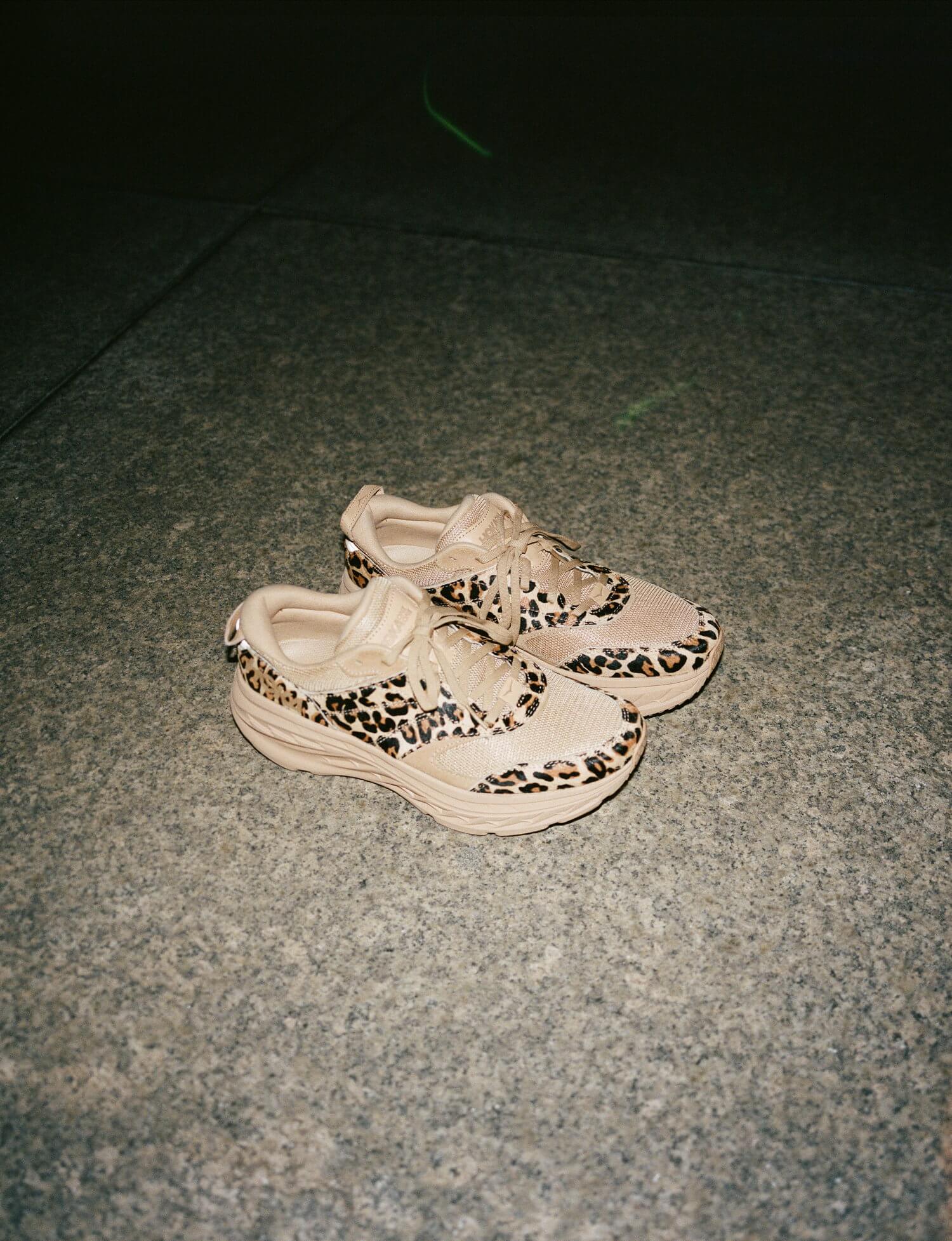 HOKA ONE ONE x Engineered Garments - Bondi L - leopard/sand - 1127736-SLPT