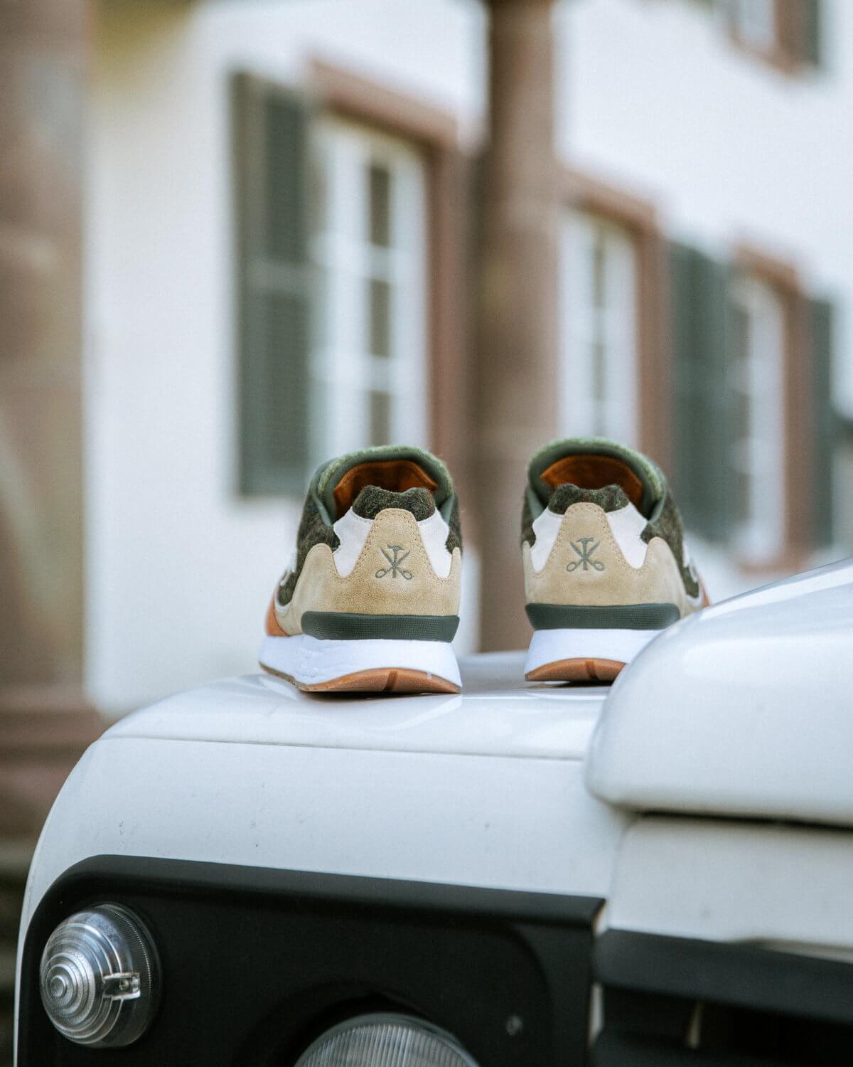 KangaROOS x Harris Tweed Coil R2 "Traditions Pack / Tweed"