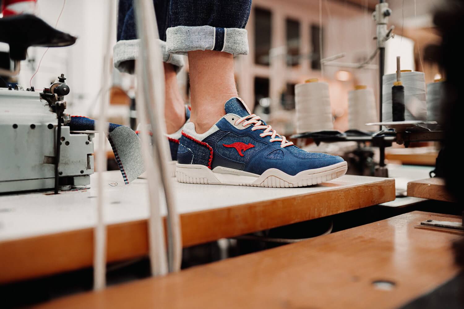 KangaROOS feat. Ruttloff - Ultralite "Denim"