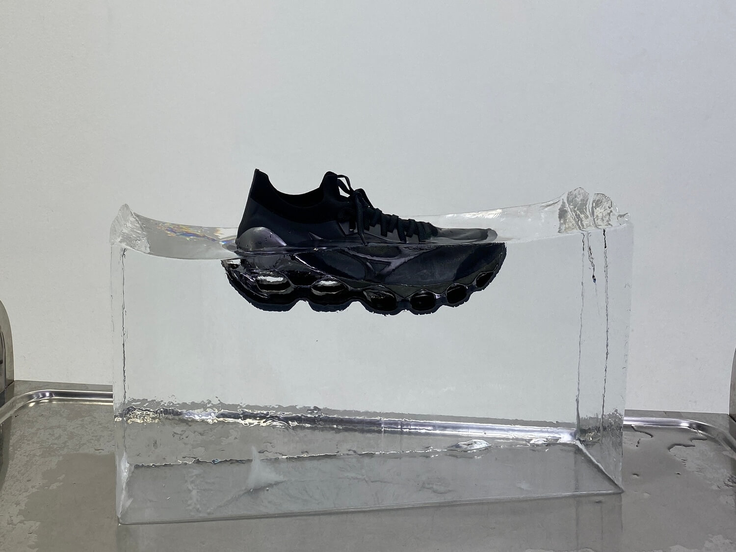 Mizuno x Sorayama Wave Prophecy 10 release at VooStore