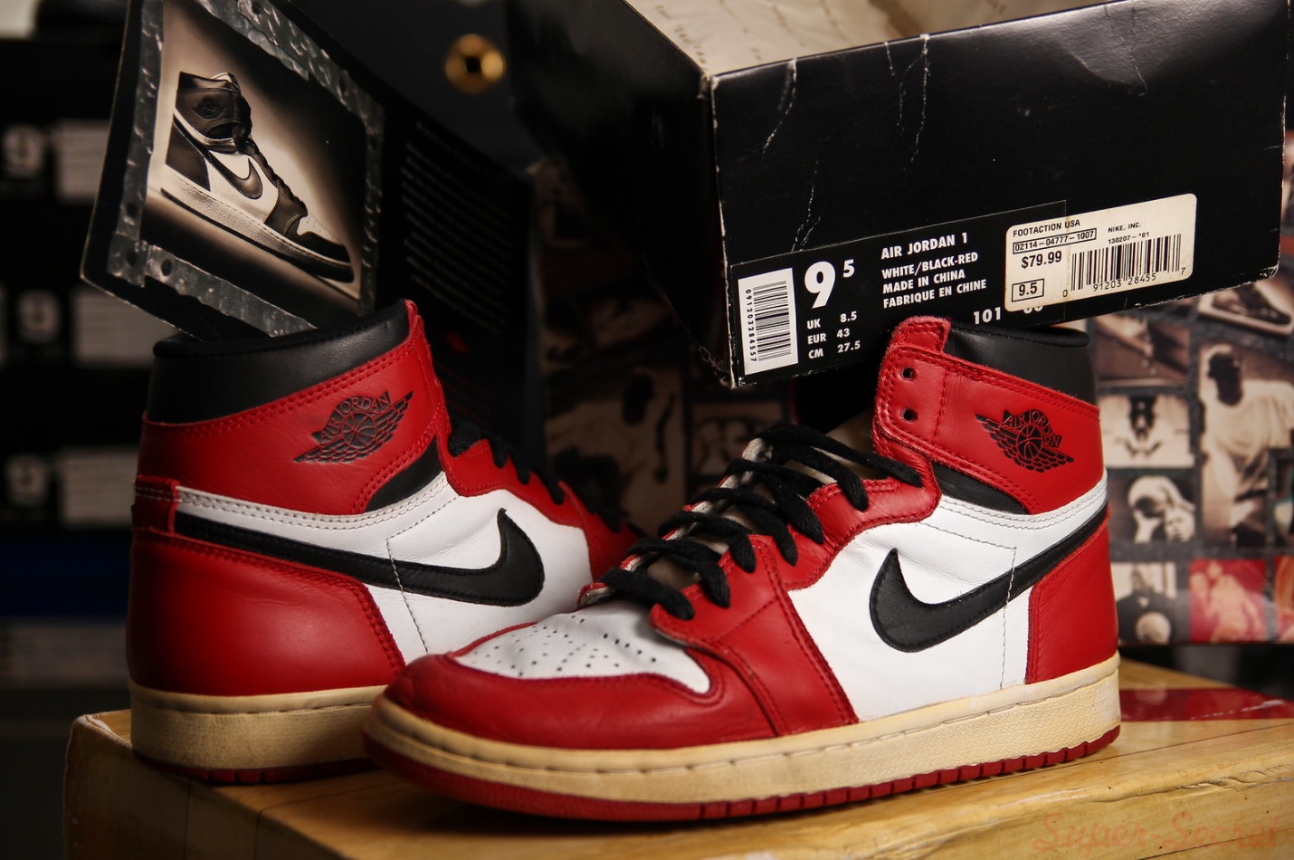 via KHD FILM - 1994 Retro of the Nike Air Jordan 1 "Chicago" -white/black-red -130207-101