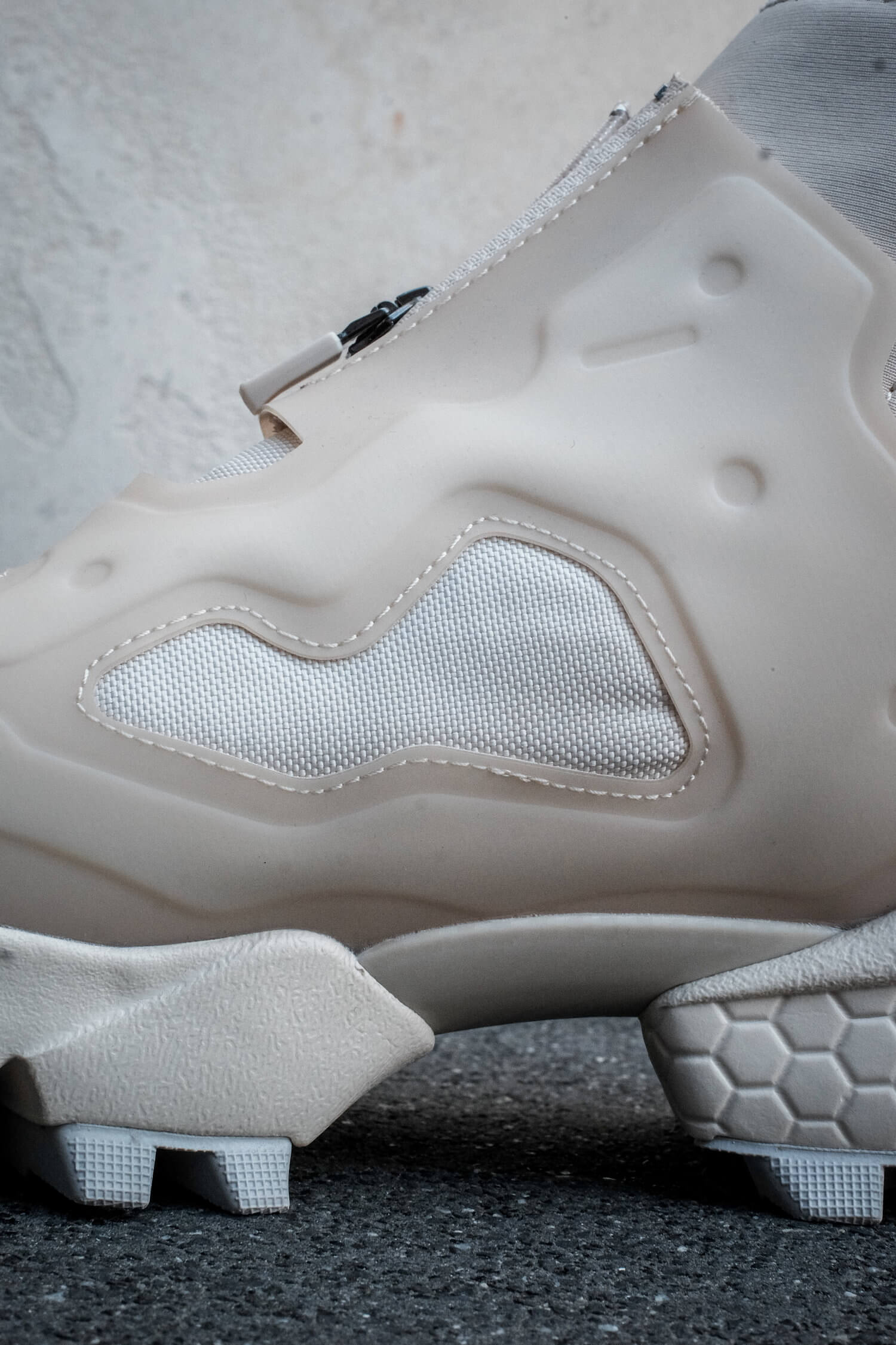 Reebok Instapump Fury OG Boot Gore-Tex Infinium white/grey/beige