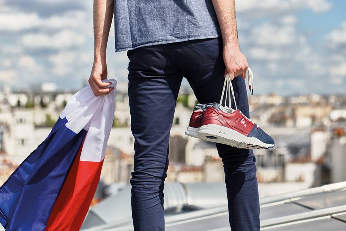 with tricolore french flag: Le Coq Sportif - R1000 - Fete Nationale - dress blue/red - 1621147