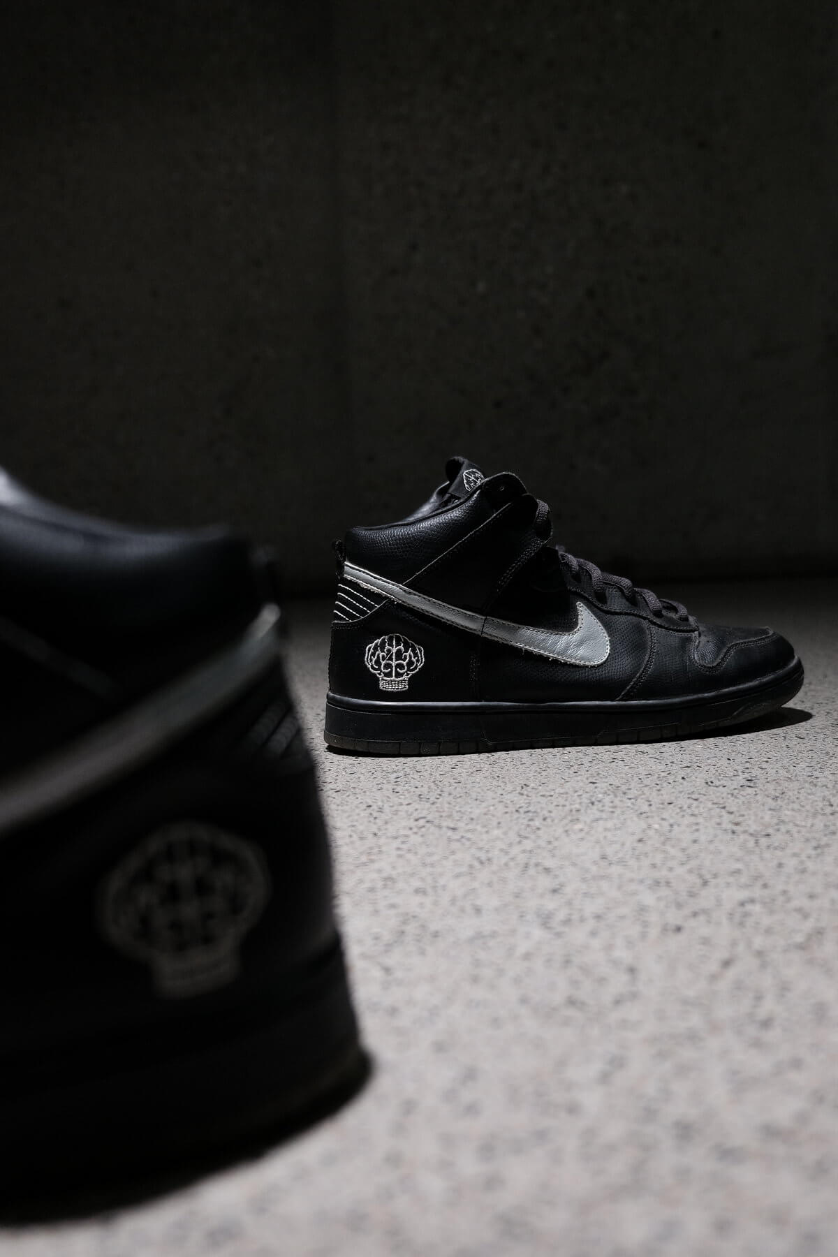 Nike x N.E.R.D - Dunk Hi - Artist Series - black/metallic silver/varsity red - 308418-001