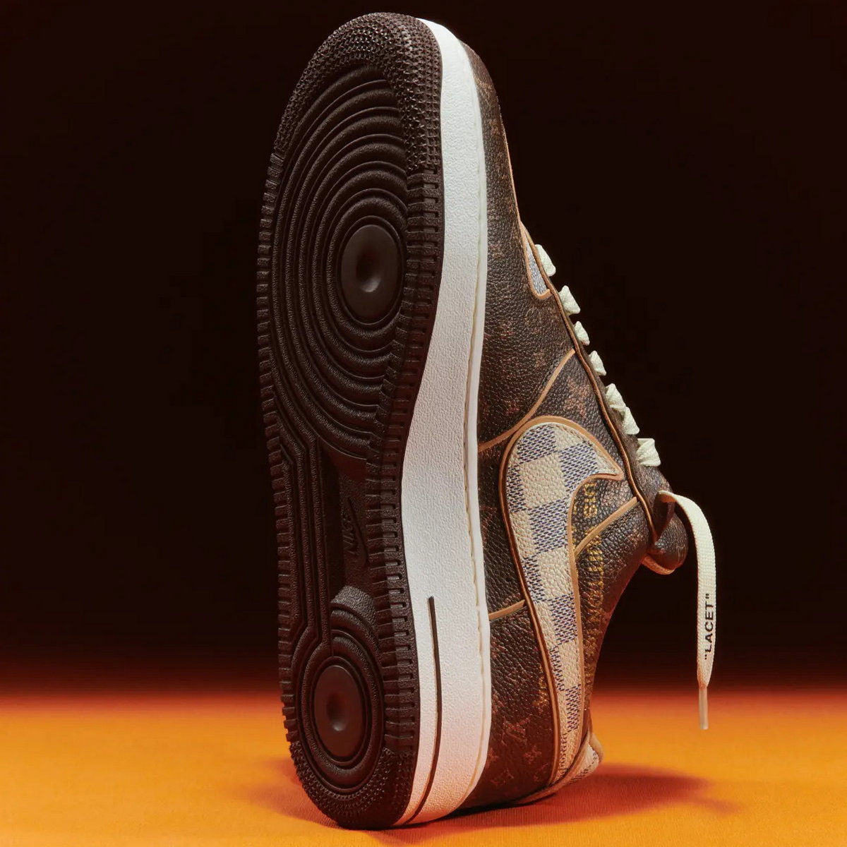 outsole und midsole details - Nike x Louis Vuitton - Air Force 1 by Virgil Abloh