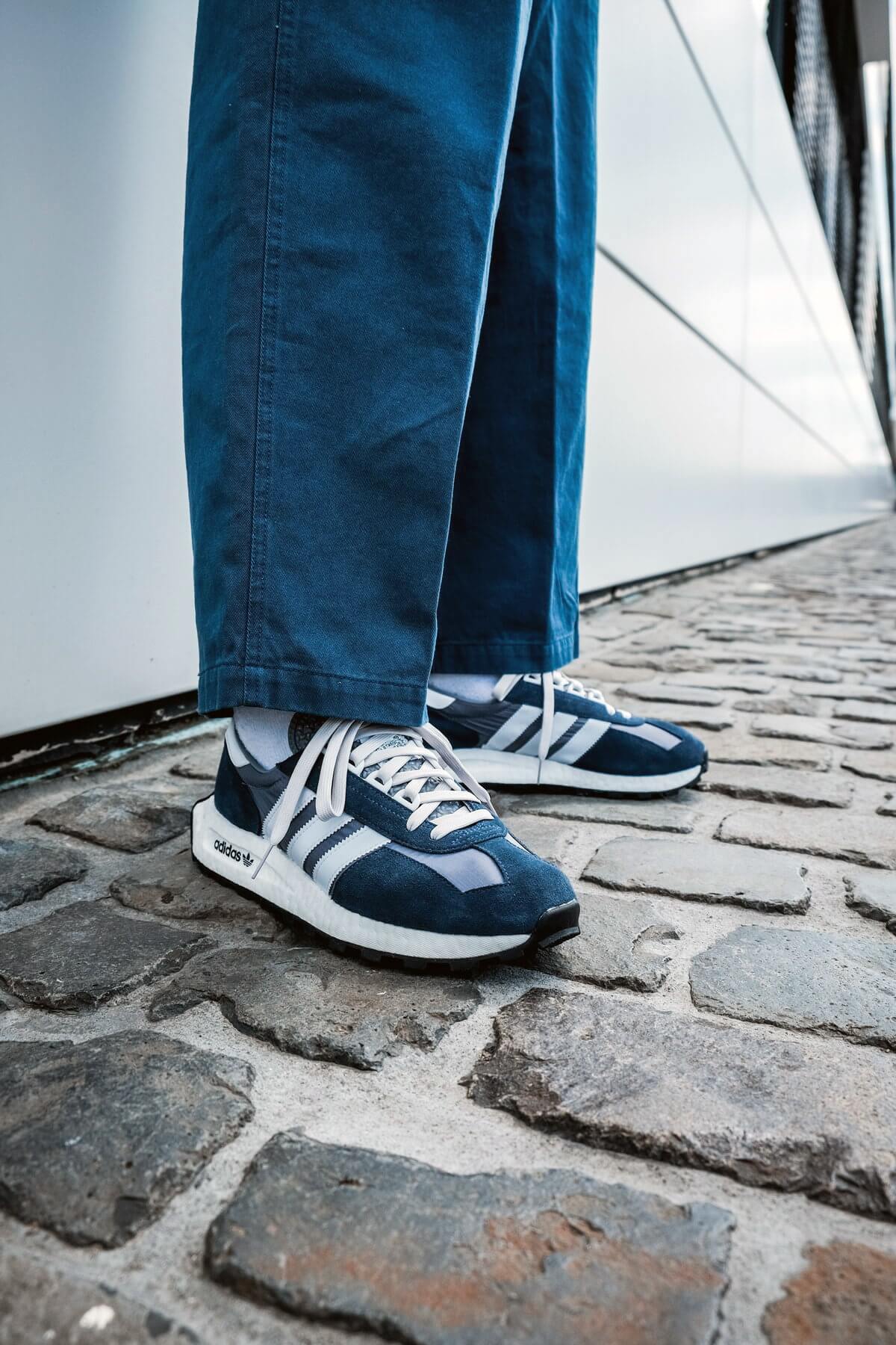 adidas Originals Retropy E5 Blue / White