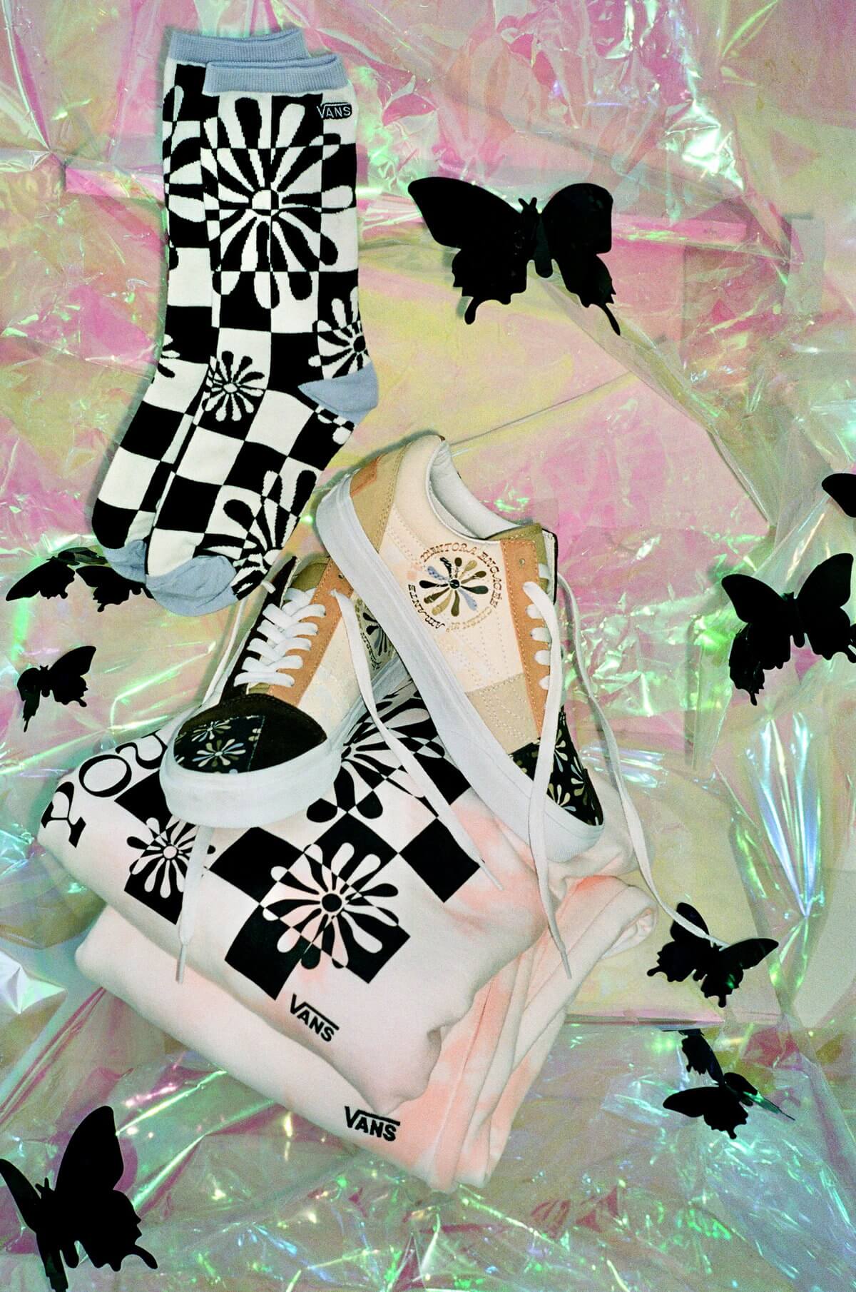 Vans International Women's Day Collection "Divine Energy" feat. Old Skool, Classic Slip-On und SK8-Hi