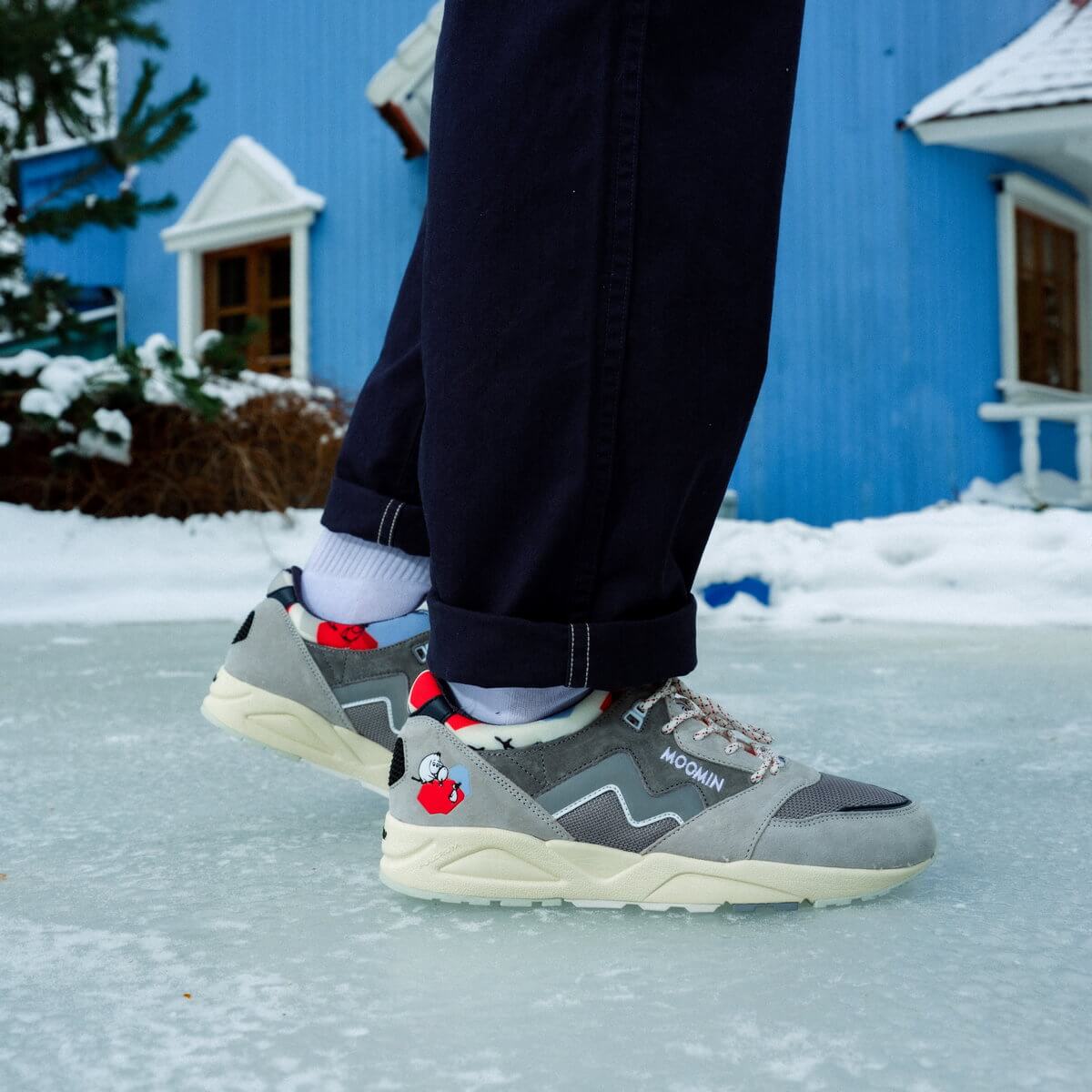 on feet - Karhu x Moomin - Aria 95 - Dawn Blue / Sleet - F803088