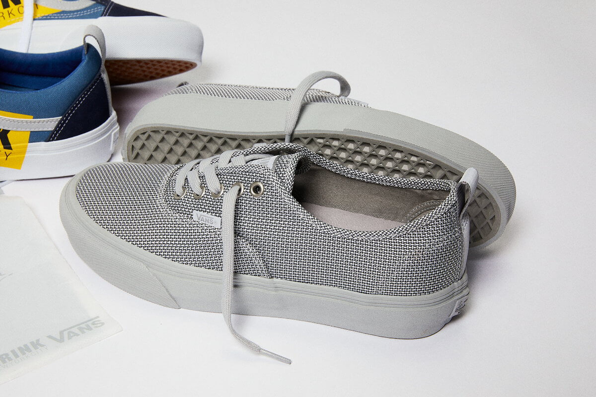 Vault by Vans x KRINK - Authentic VLT LX - silver/silver - VN0A4CS41761