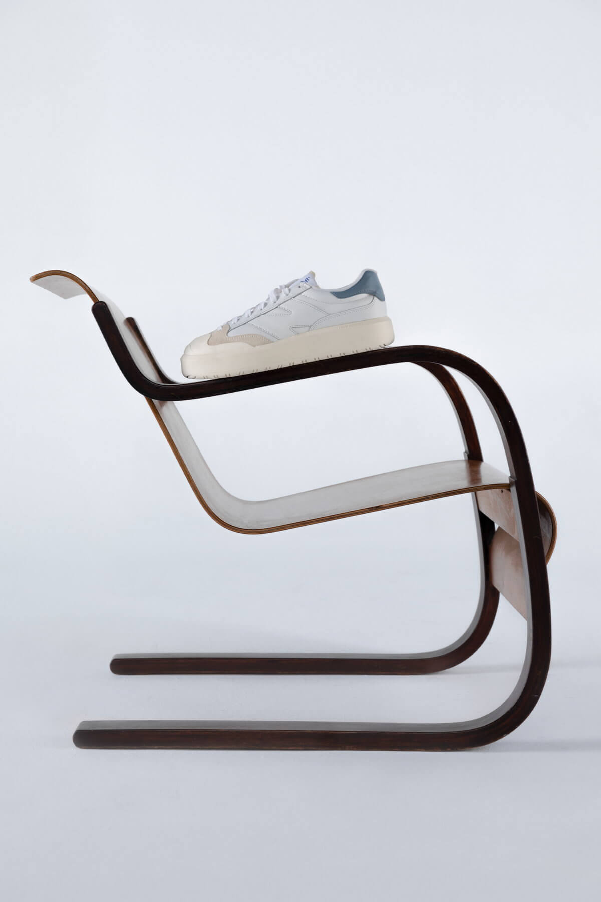 New Balance CT302 - neue Court-Silhouette mit Plateausohle