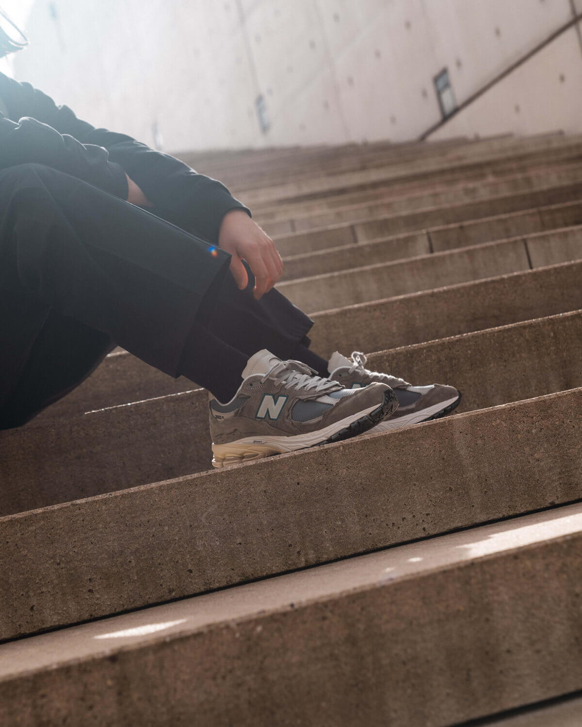 on feet - New Balance - M 2002 RDD - mirage grey - M2002RDD