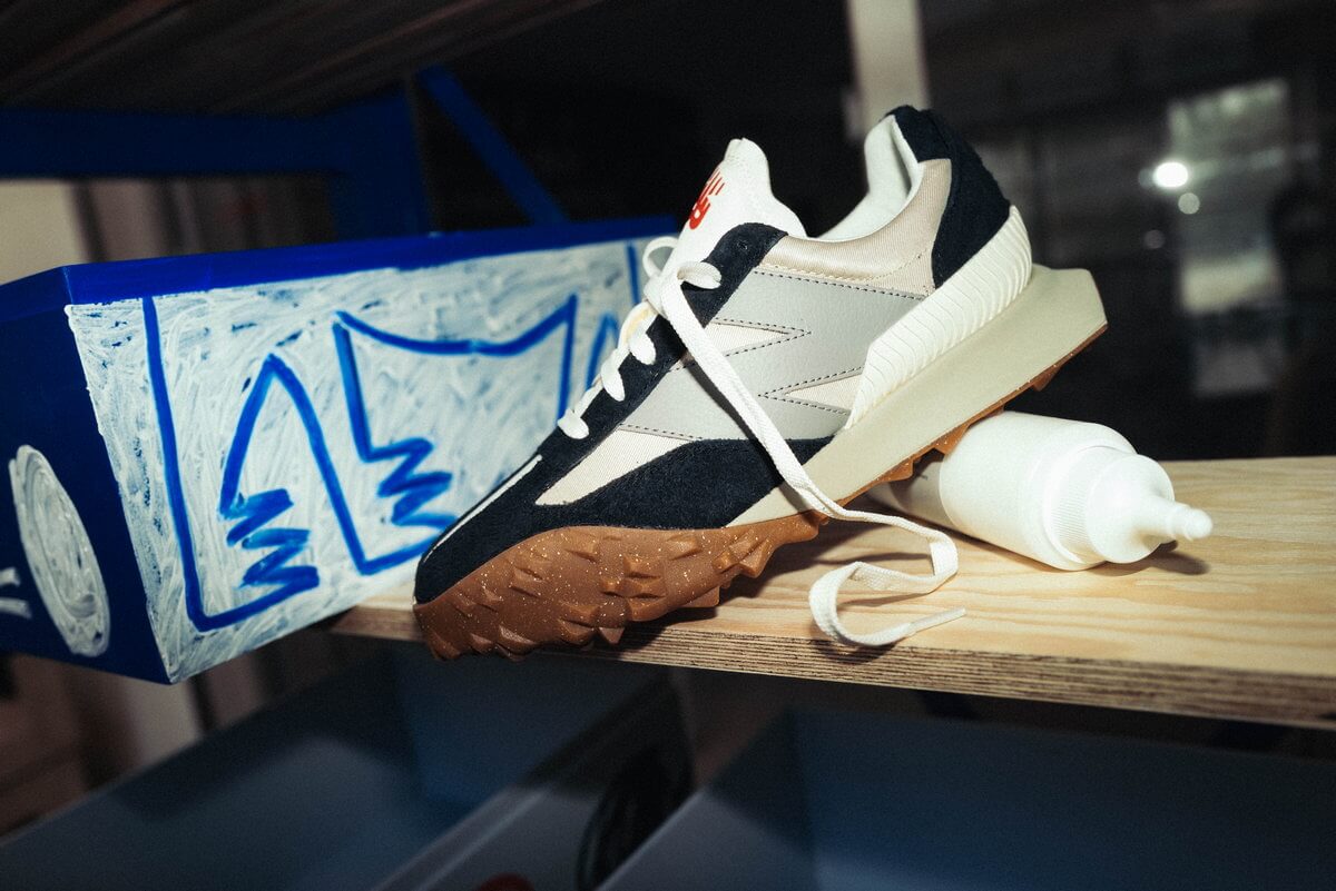New Balance und Künstlerin Denise Rudolf Frank denken Bekanntes gemeinsam neu