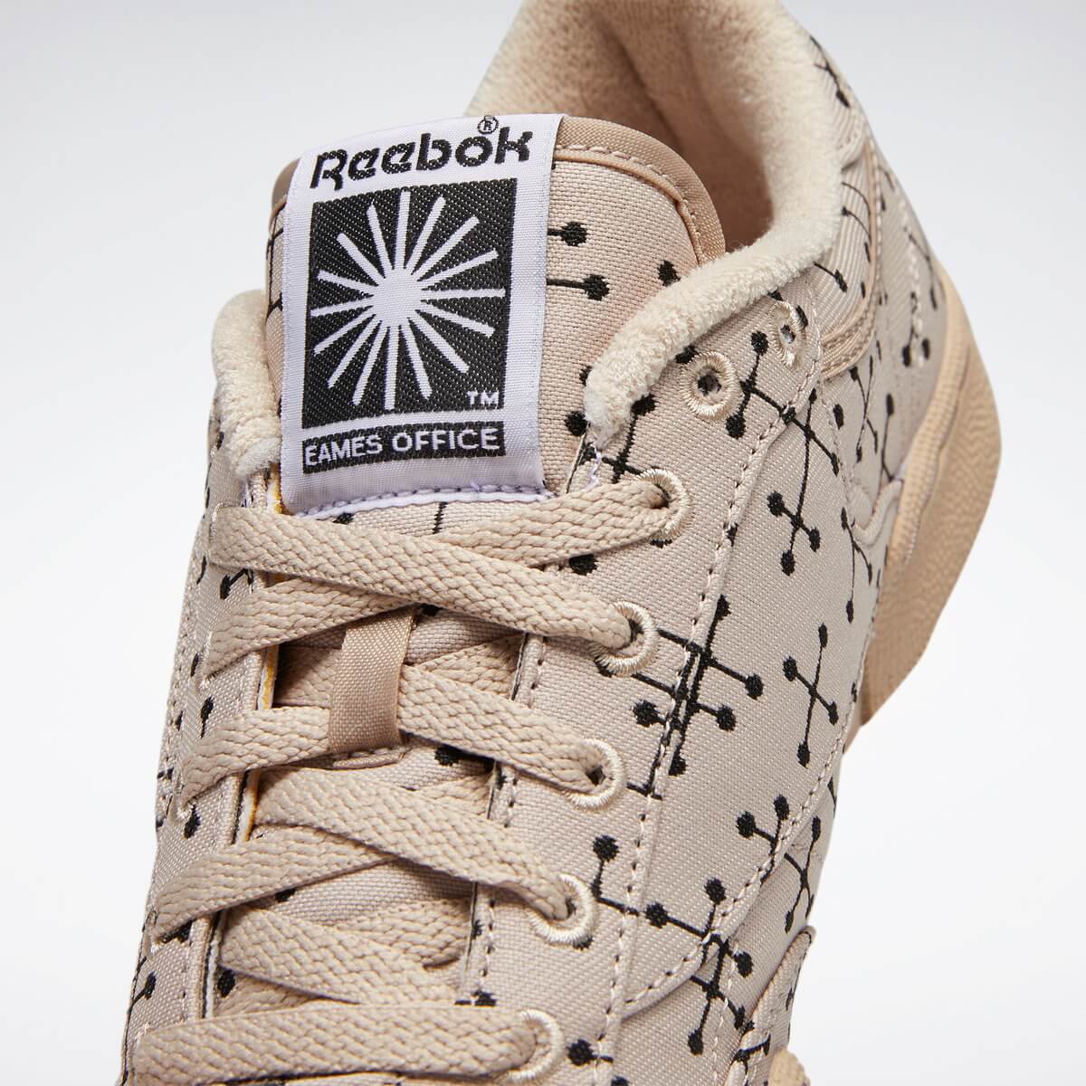 close up tongue logo - Reebok x Eames - Club C 85 "Dots" - modern beige/modern beige/core black - GY1069