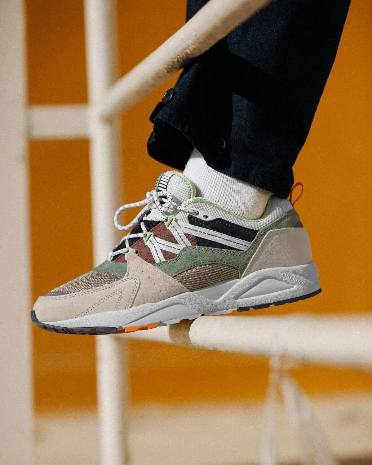 Karhu Fusion 2.0 Asparagus Green / Iceberg Green & Aria 95 Lily White / India Ink