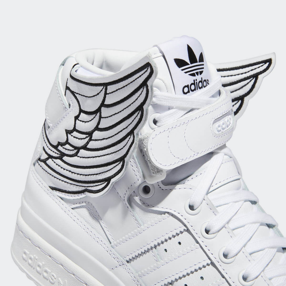 adidas x Jeremy Scott Forum High „Wings 4.0 – Reverse“ Core Black & Footwear White
