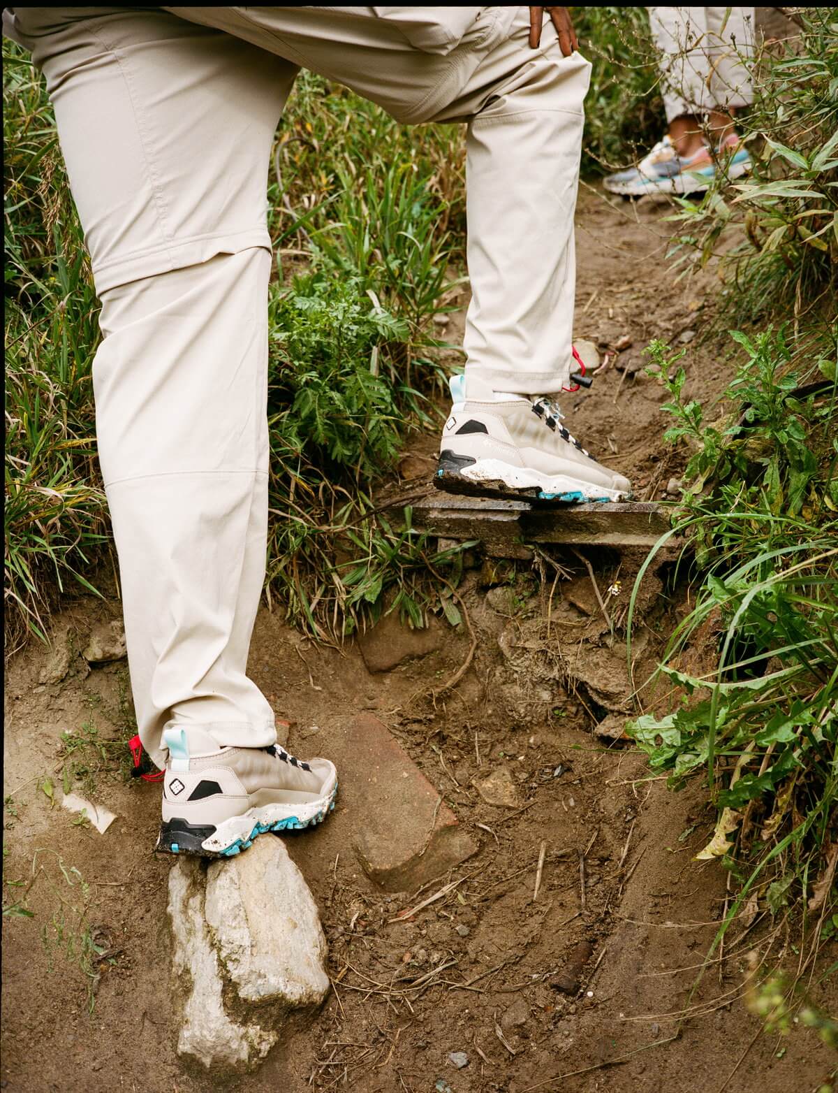 Columbia Apparel & Sneaker Capsule Collection feat. Flow Borough Low & Wildone Anthem