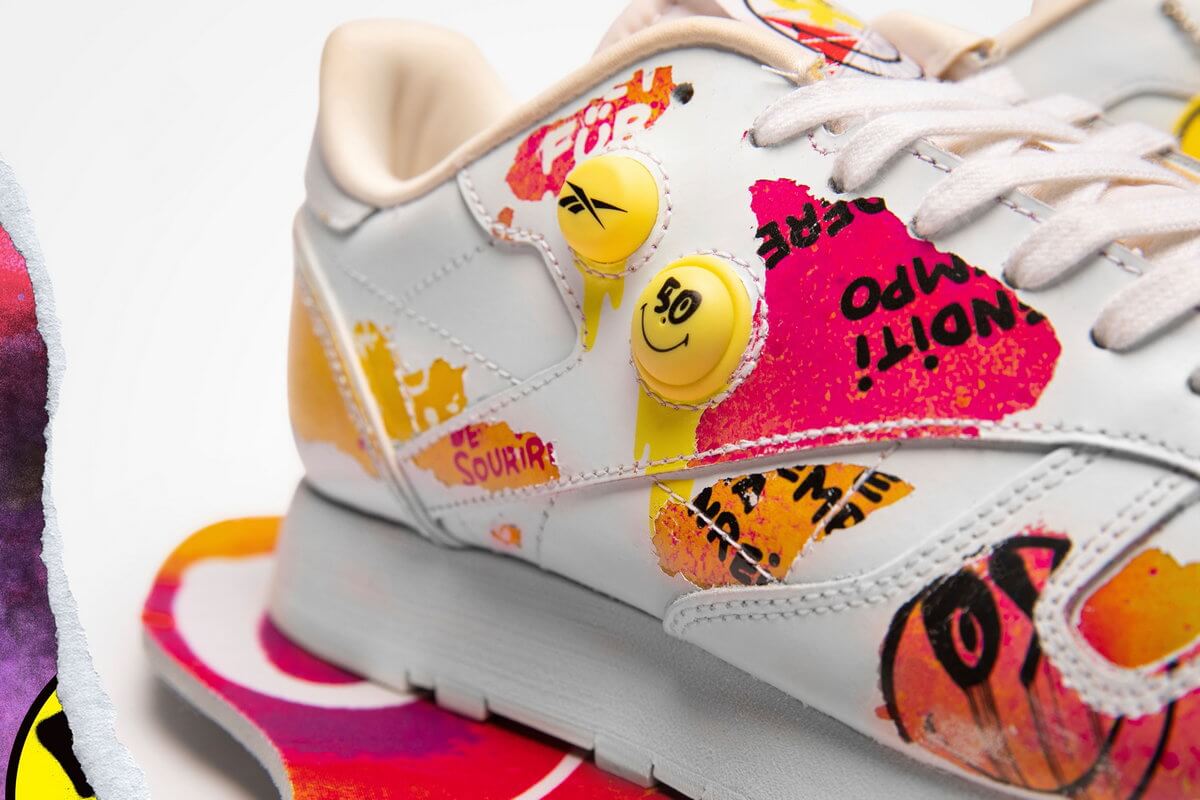 close up - pump system - Reebok x SMILEY x Mr. André - Classic Leather Pump 50th - GY1580