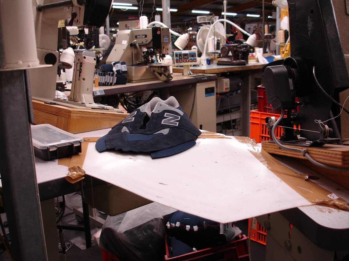 rearviewmirror Special: New Balance Flimby Factory Visit 2009
