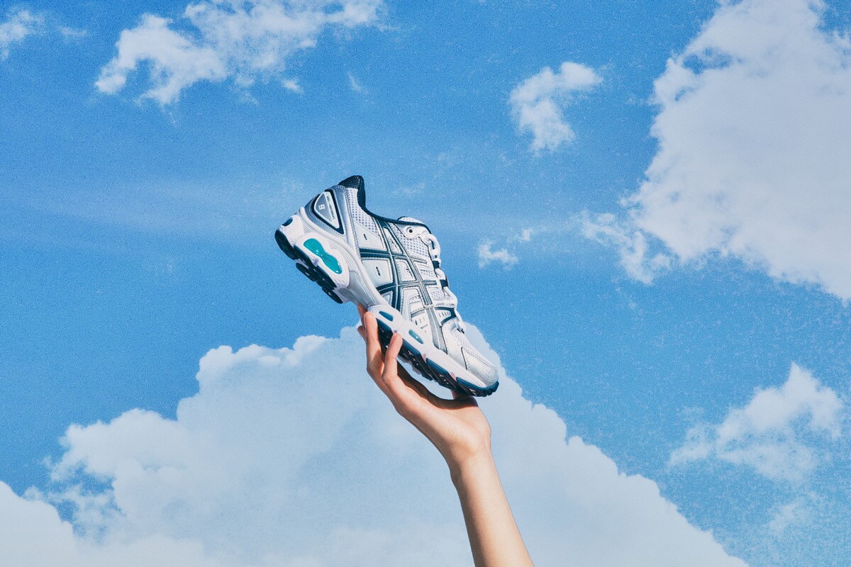 ASICS SportStyle Gel-Nimbus 9 White / Lake Drive