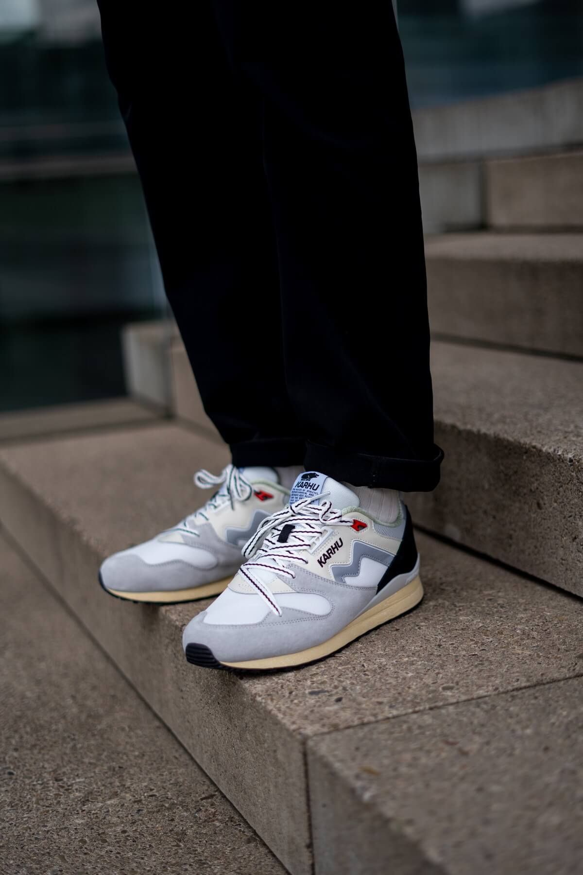 Karhu - Synchron Classic - Dawn Blue / Lily White - F802669