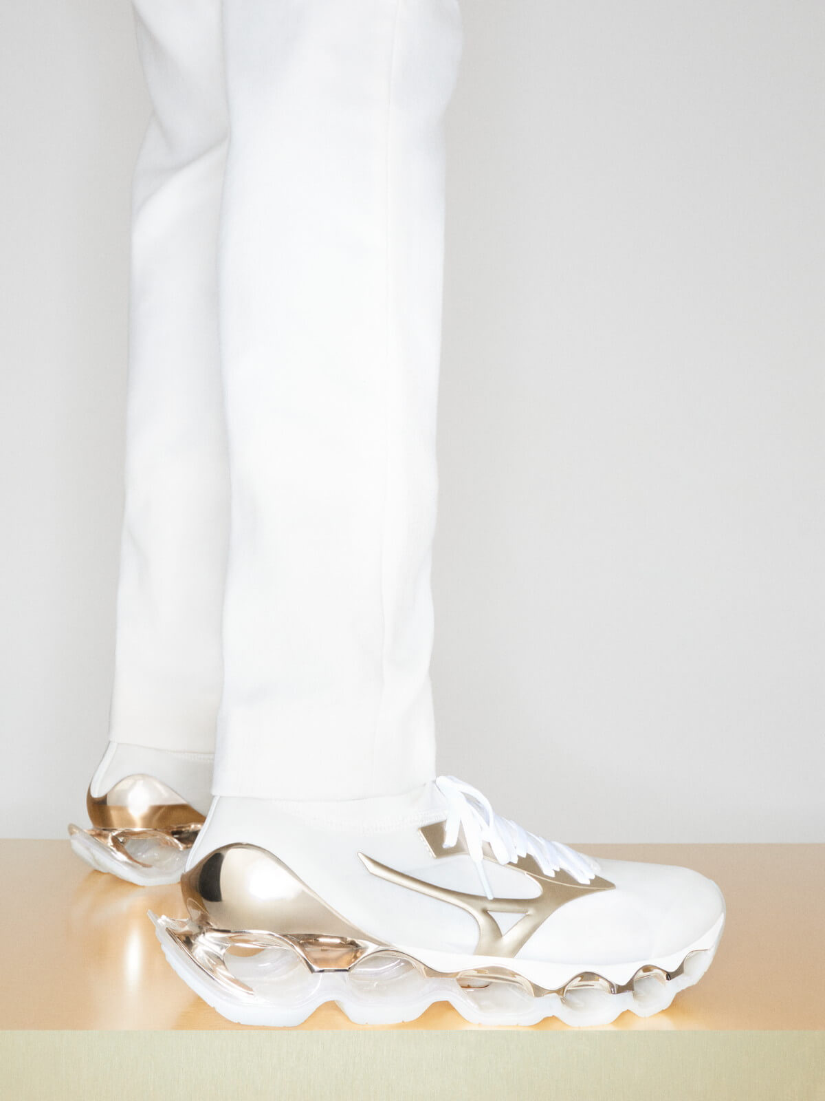 on feet - Mizuno x Hajime Sorayama - Wave Prophecy - Snow White - D1GA212504