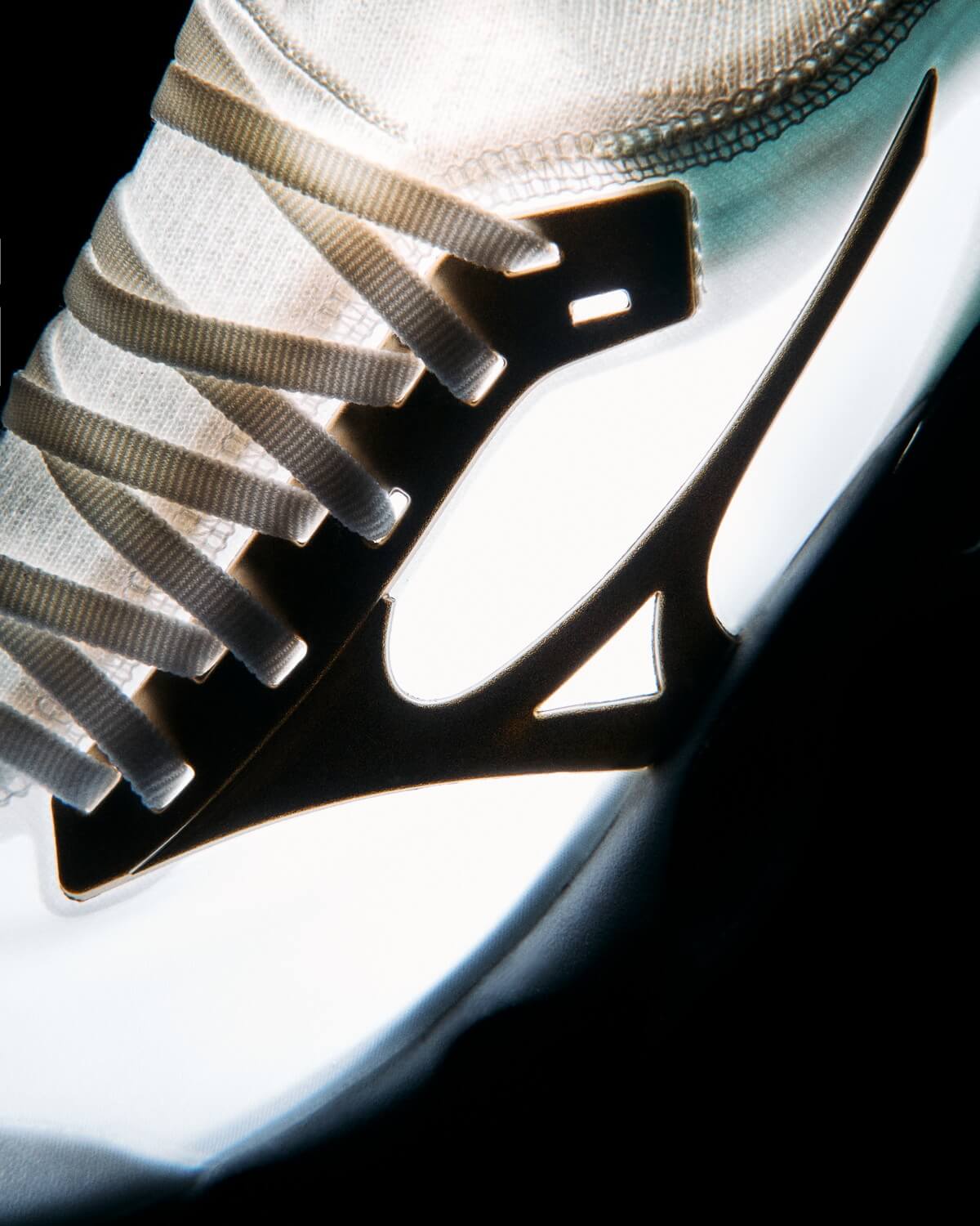 Mizuno x Hajime Sorayama Wave Prophecy Release Part III Snow White