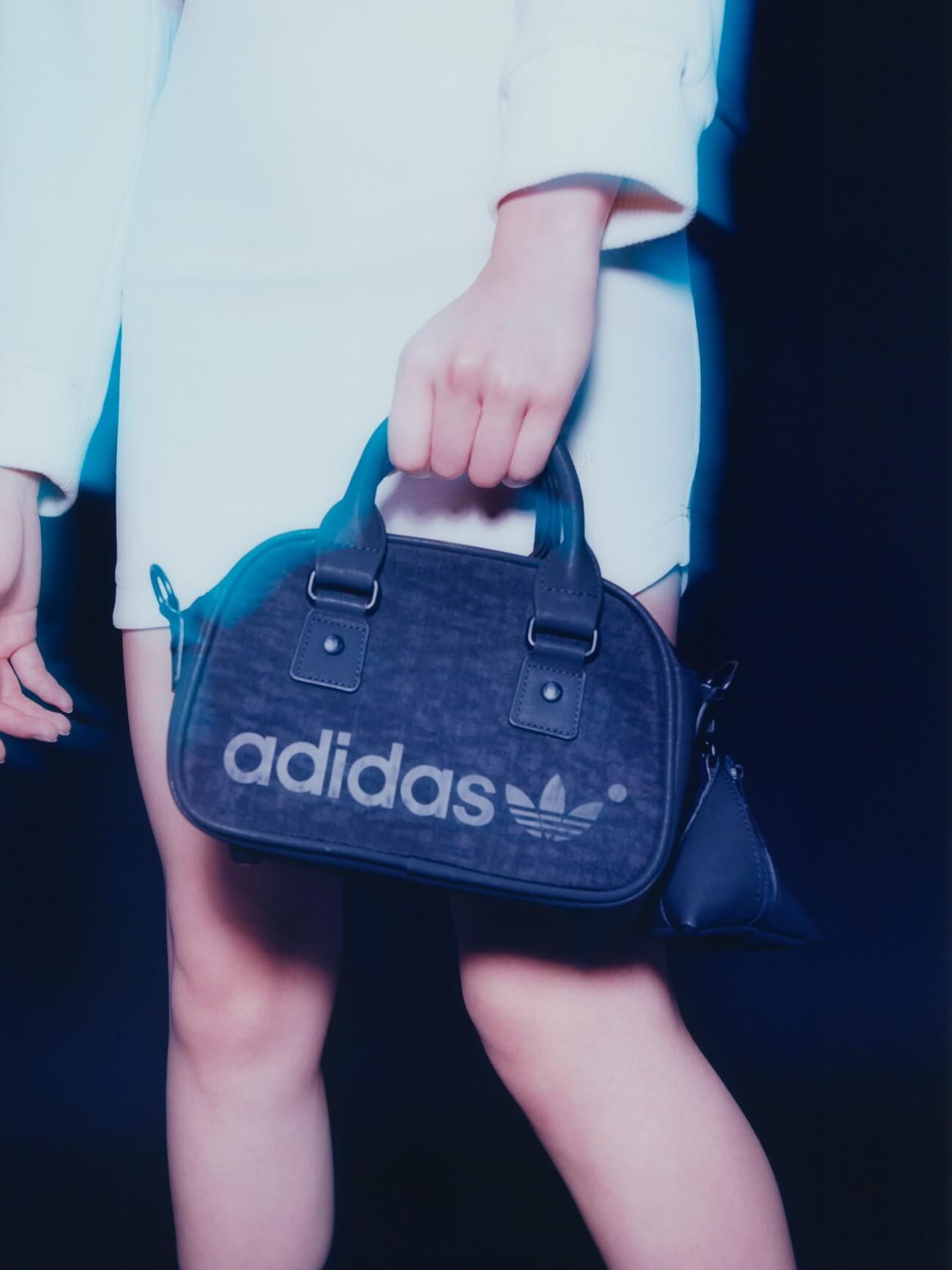 adidas Originals präsentiert "Blue Version" Collection FW 2022