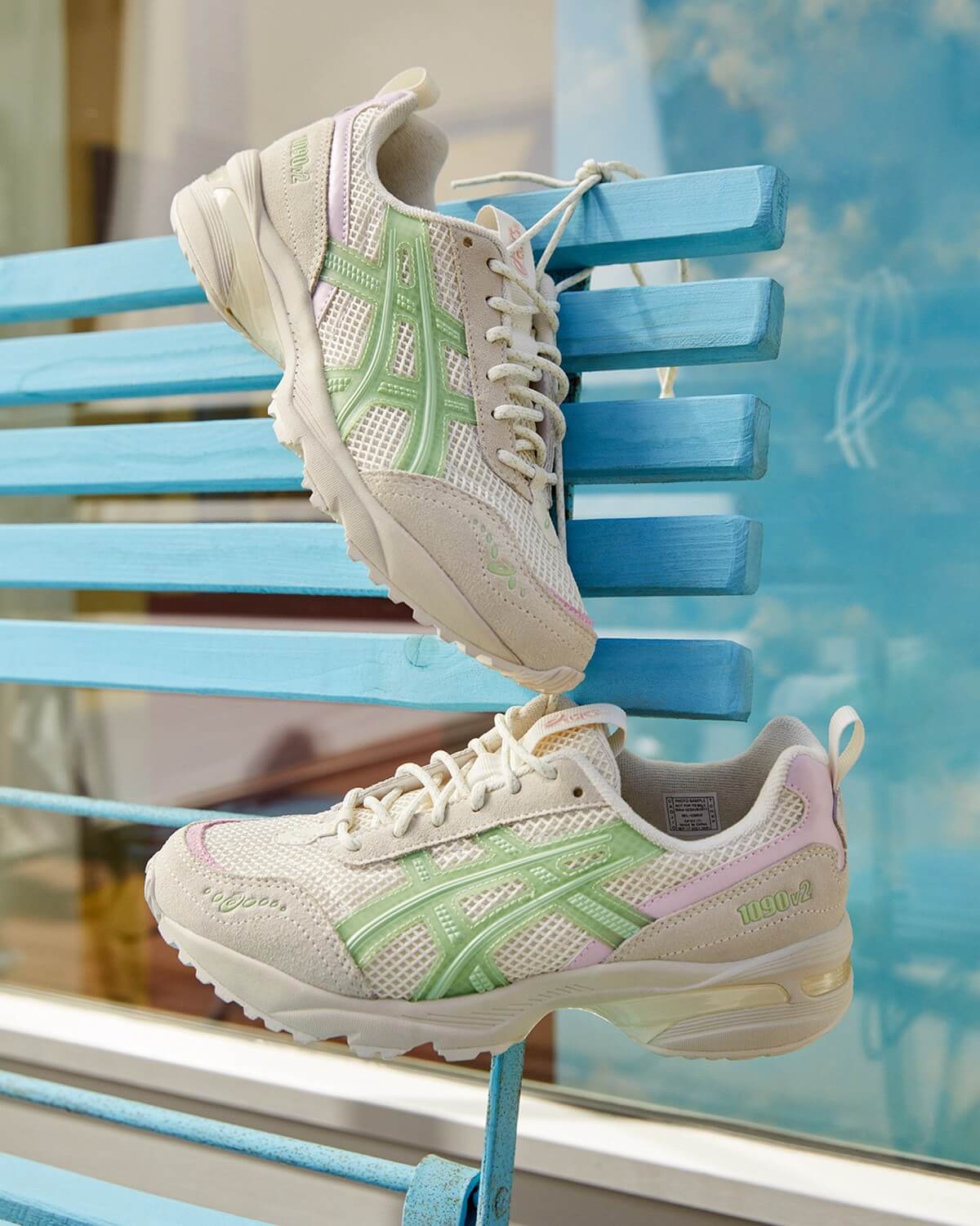 ASICS SportStyle GEL-1090v2 - Cream/Jade - 1202A383-101