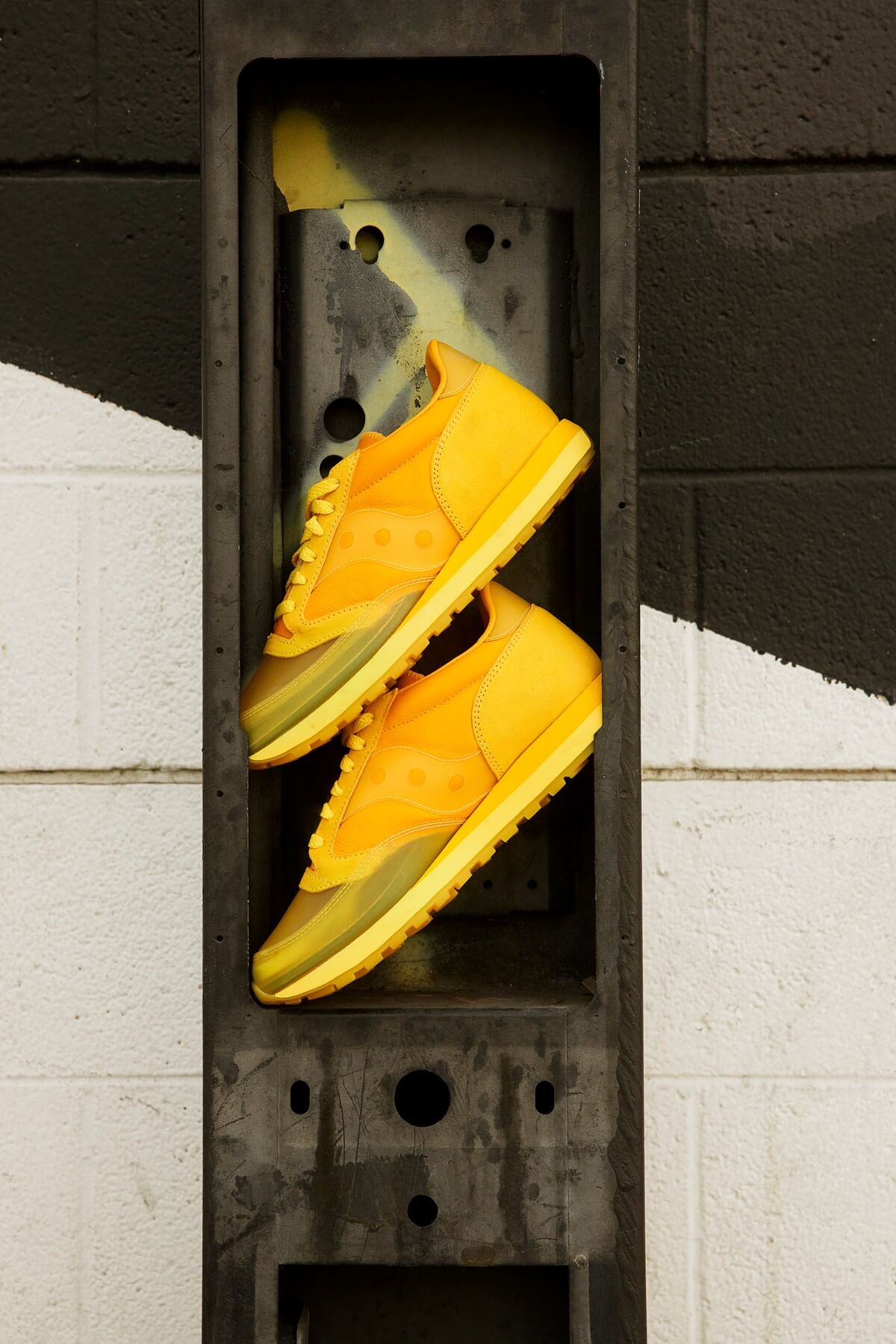 Saucony x Hommewrk by Trinidad James Jazz 81 "Lunch Pails" - Yellow - S70605-2