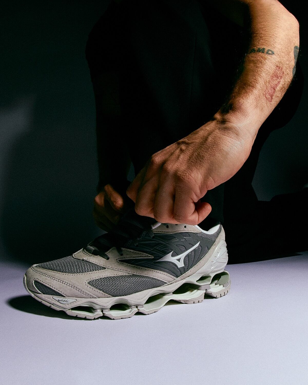 Mizuno Wave Prophcy LS "Mockingbird"