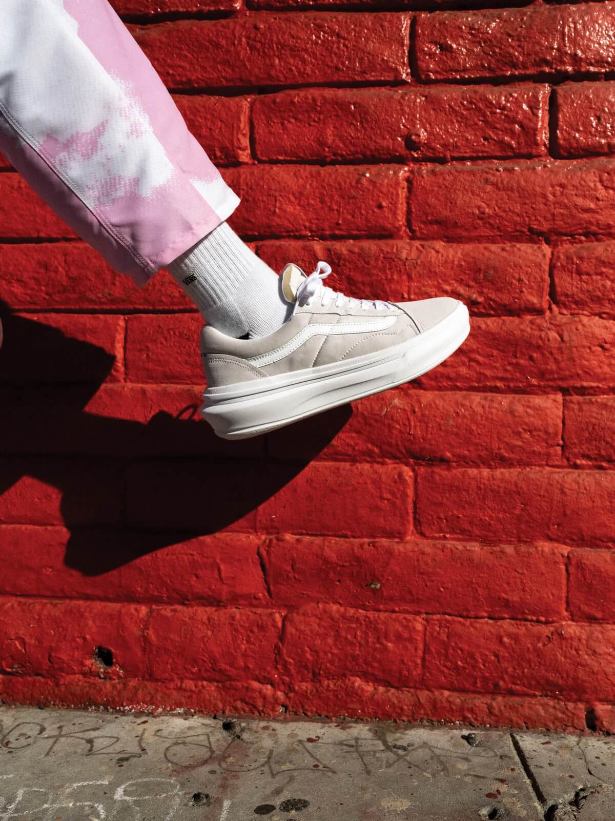 Vans Old Skool Overt CC feat. 360-Grad-ComfyCush