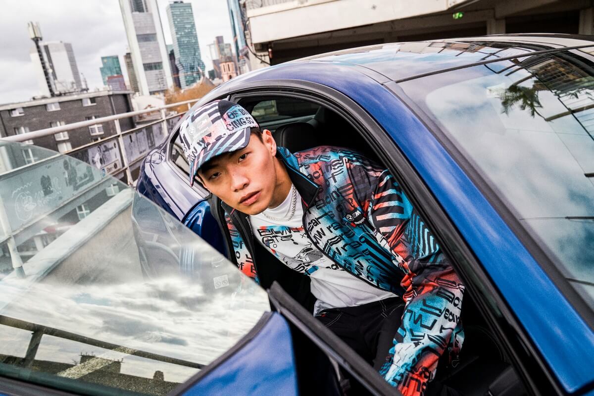 PUMA feiert 50 Jahre BMW M mit der BMW M Motorsport Herbst/Winter ’22 Kollektion
