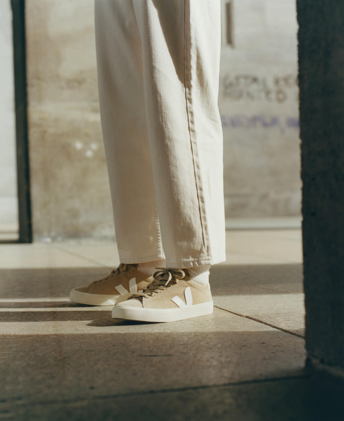 VEJA - Campo - Dune / White